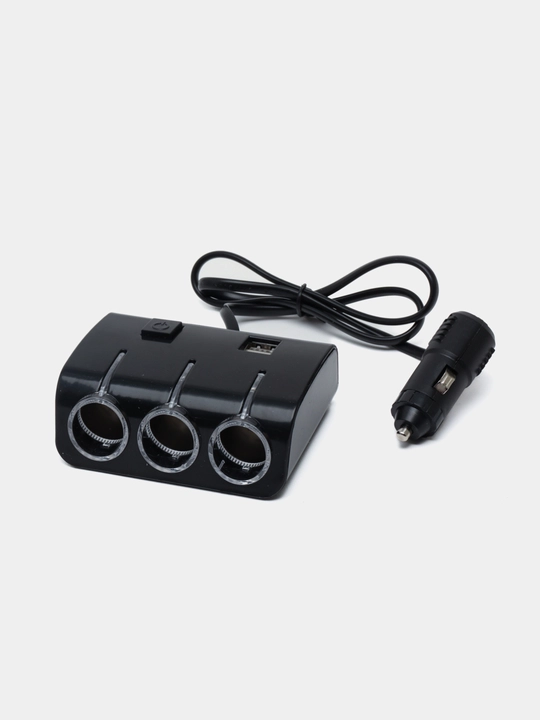 Uchlik - 3 ta uyali va ikkita USB-ga ega bo‘lgan chekish moslamasining tarmoqlagichi