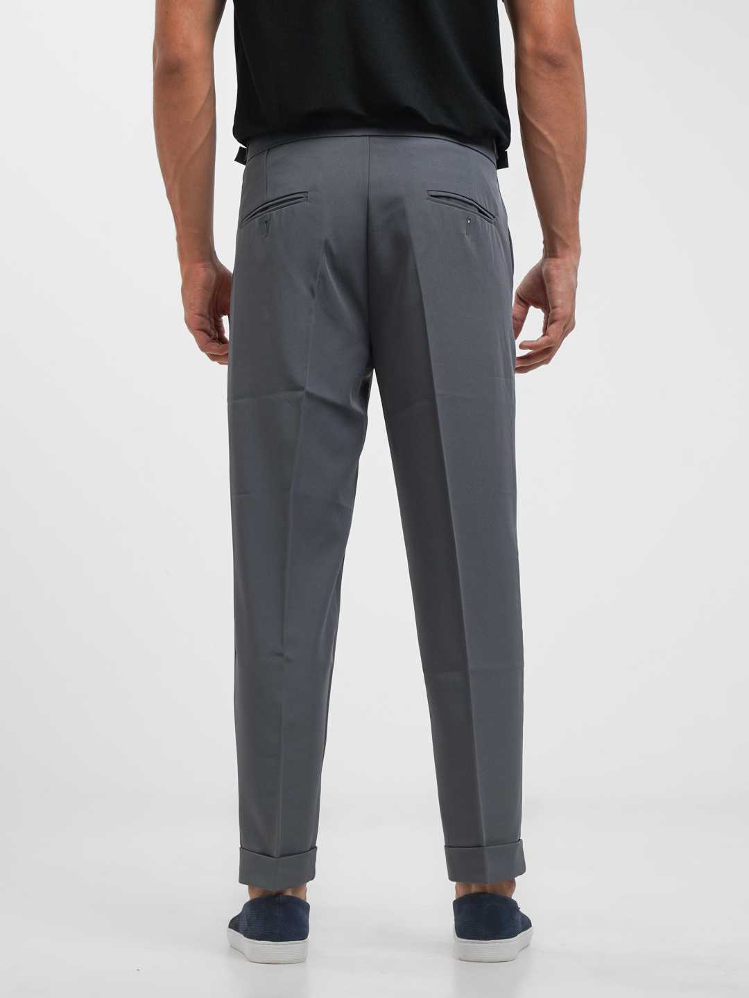 Filmlardan qiziqarli pornografik sahnalar Keksa erkaklar va yosh ayollarning jinsiy aloqada bolgan fotosuratlari