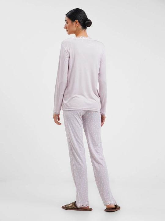 Ayollar tungi kiyimi, pijama
