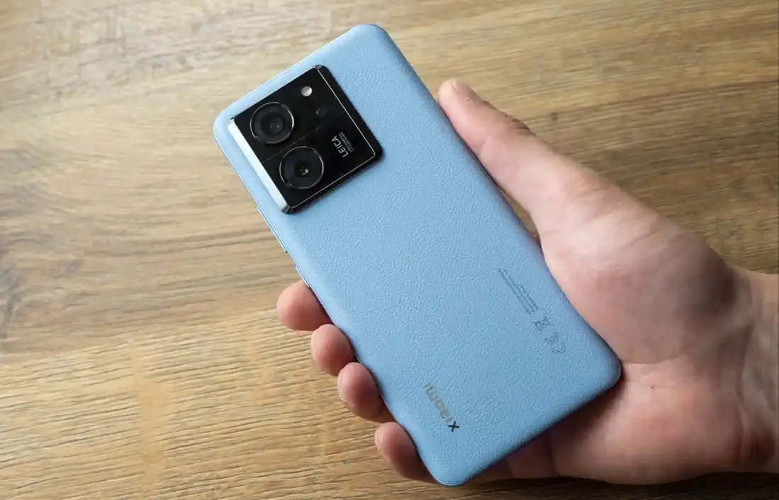 Смартфон Xiaomi 13T 12+256 ГБ, 8+256 ГБ, в подарок Mi Band 8 и power bank на 10000 мА/ч