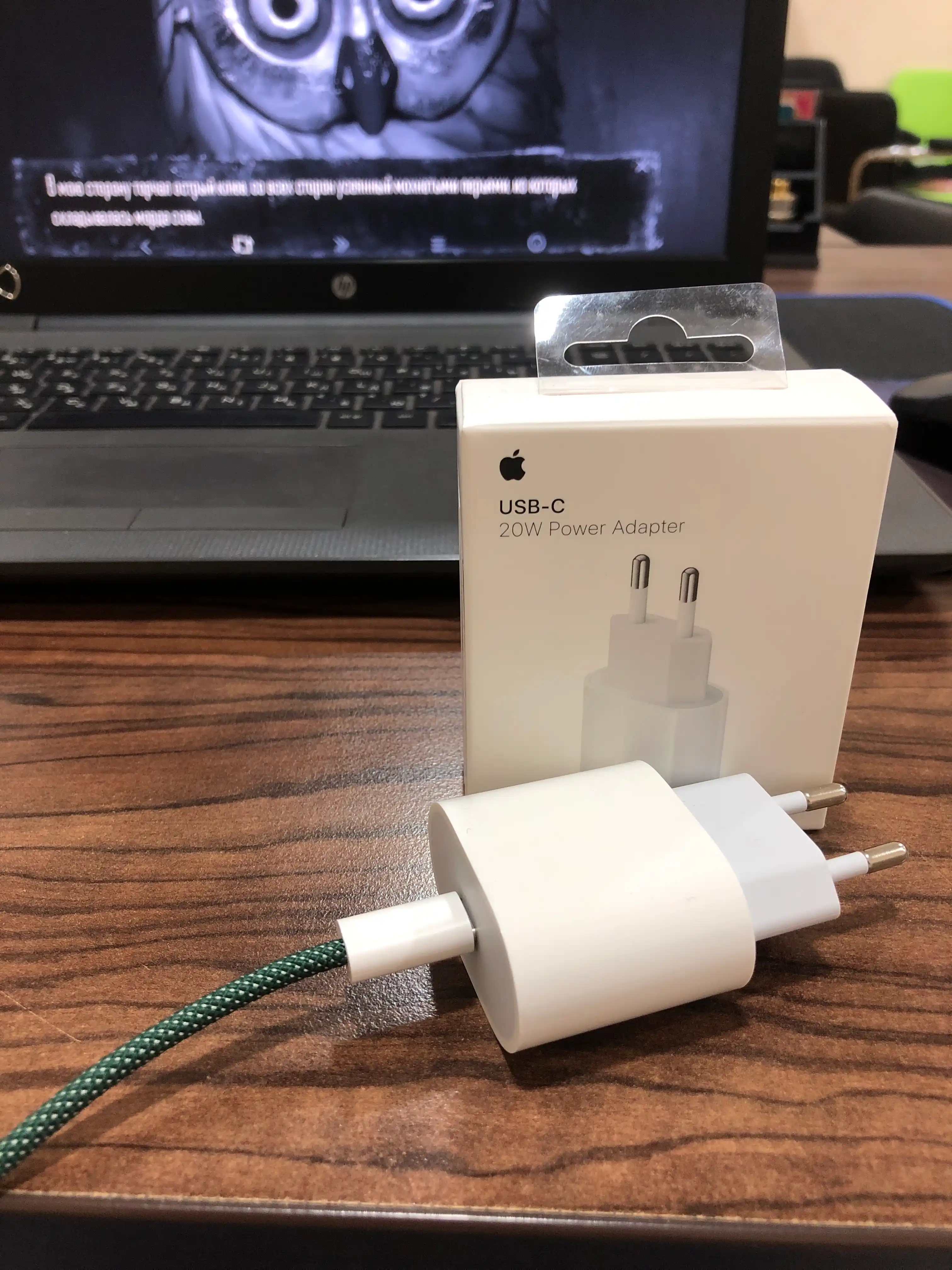 Apple USB-C 20W Power Adapter, блок питания для зарядки iPhone iPad iPod touch