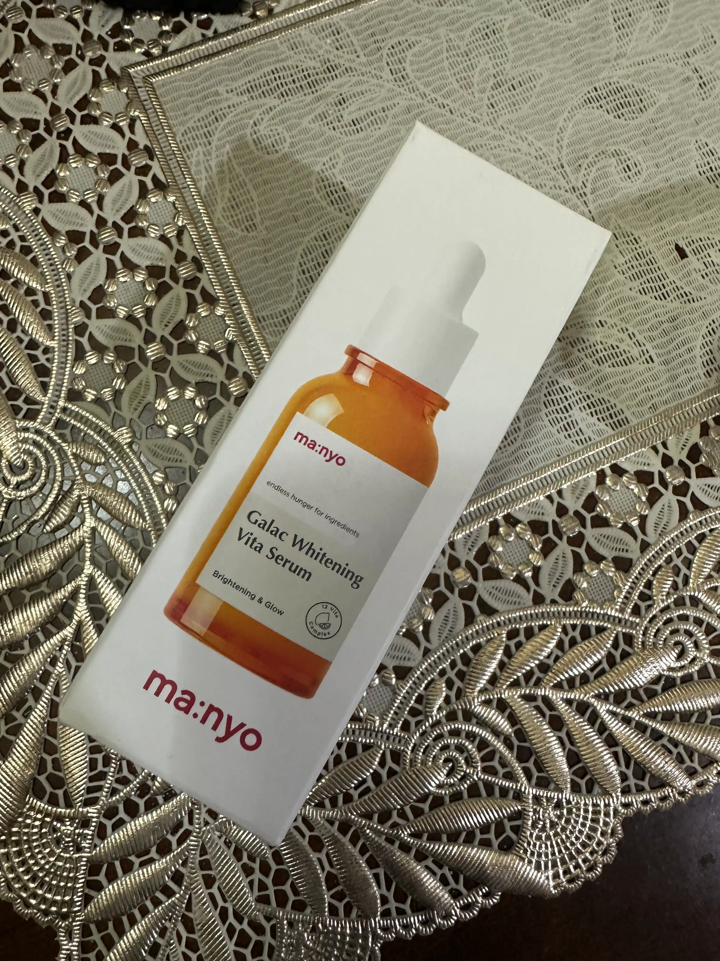 Мультивитаминная сыворотка для тусклой кожи, Manyo Galac Whitening Vita Serum, 50 мл