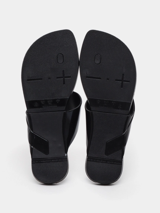 Ayollar vietnamkalar VOICES CHINELO ZEN