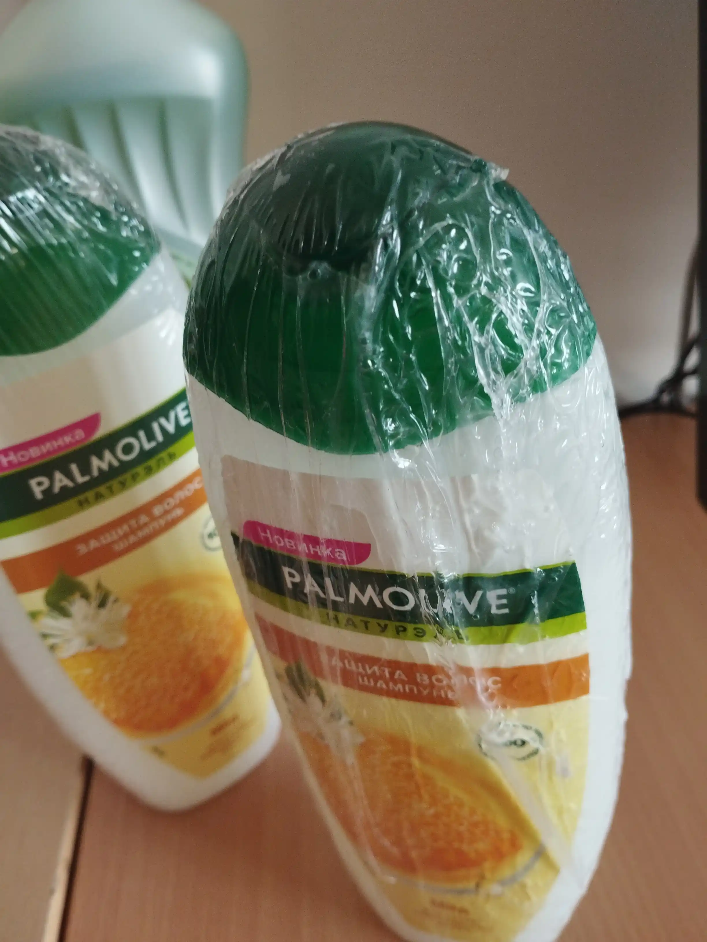 Шампунь Palmolive Натурэль Защита волос, с экстрактом мёда, 450 мл