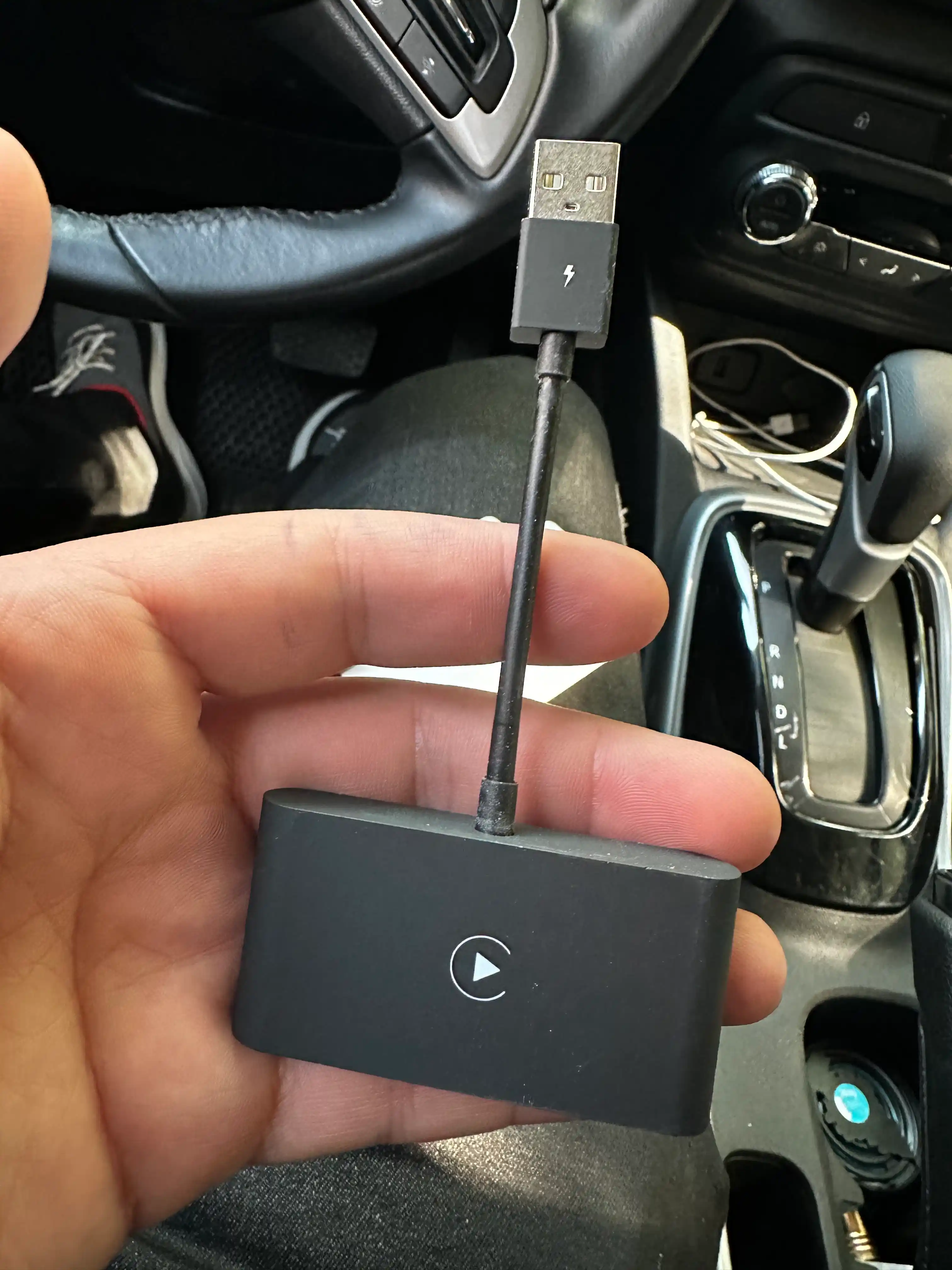 Simsiz Carplay, iPhone-ni Bluetooth orqali CarPlay tizimiga ulash uchun