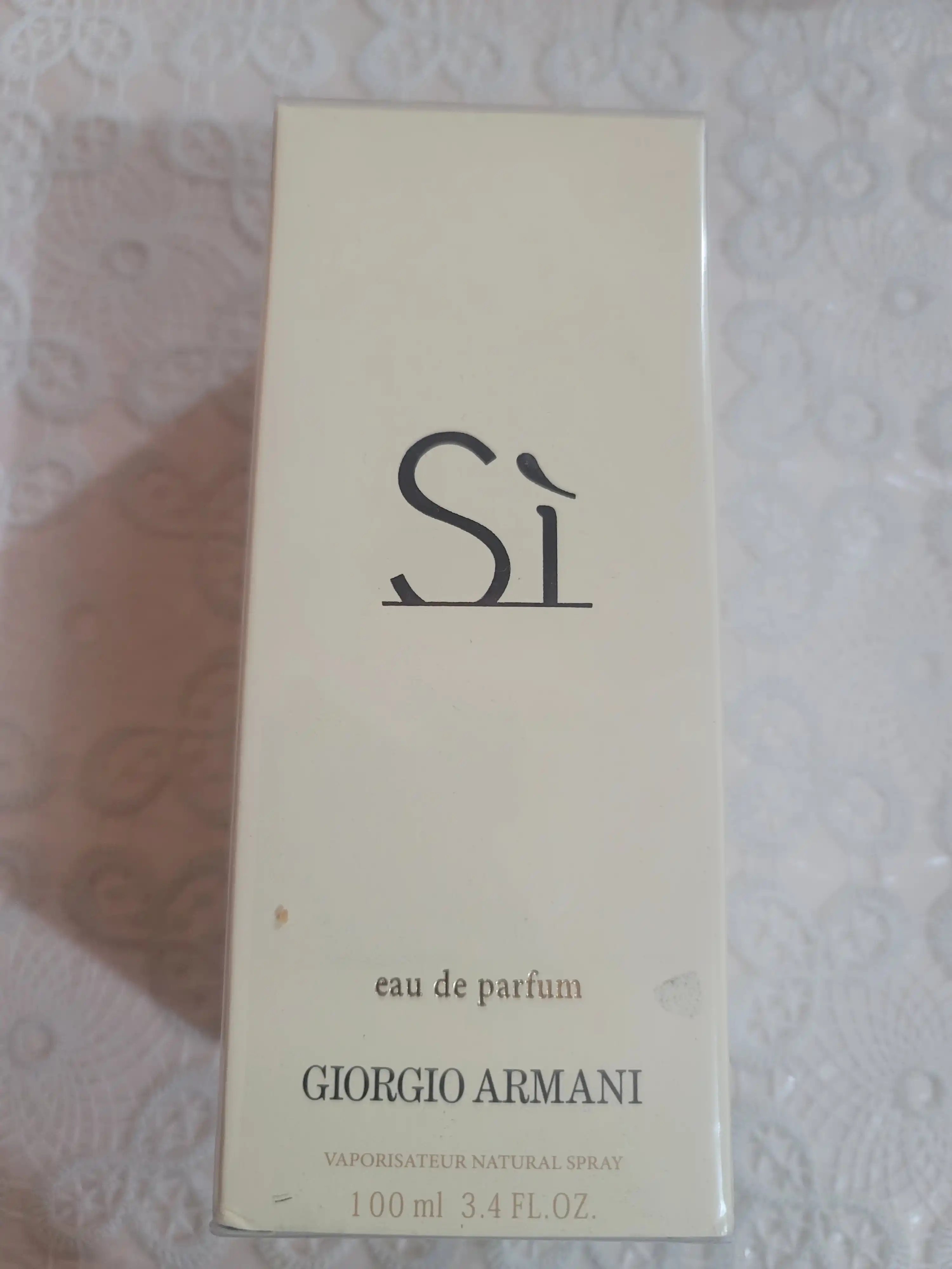 Parfyumlangan suv Giorgio Armani Si, 100 ml