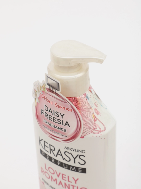 Xushbo'y iforli oziqlantiruvchi konditsioner ayollar uchun, "Kerasys" balzam, 600 ml