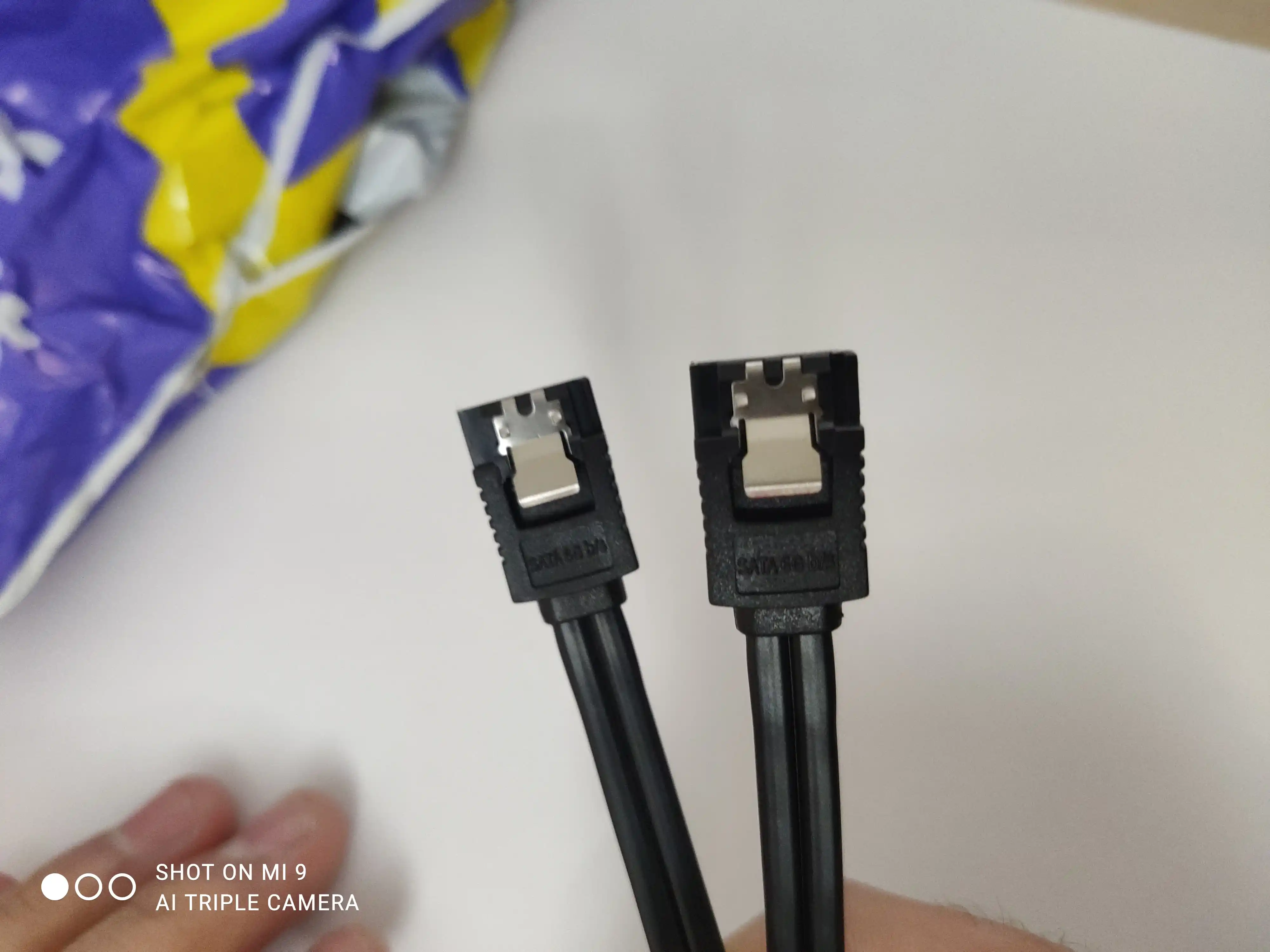 SATA shleyf kabel, 6 Gb/s, SSD, HDD, DVD ni ulash uchun qulf bilan