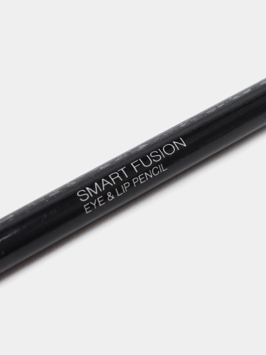 Suv o'tkazmaydigan lab va ko'z qalami Smart Fusion eye and lip pencil