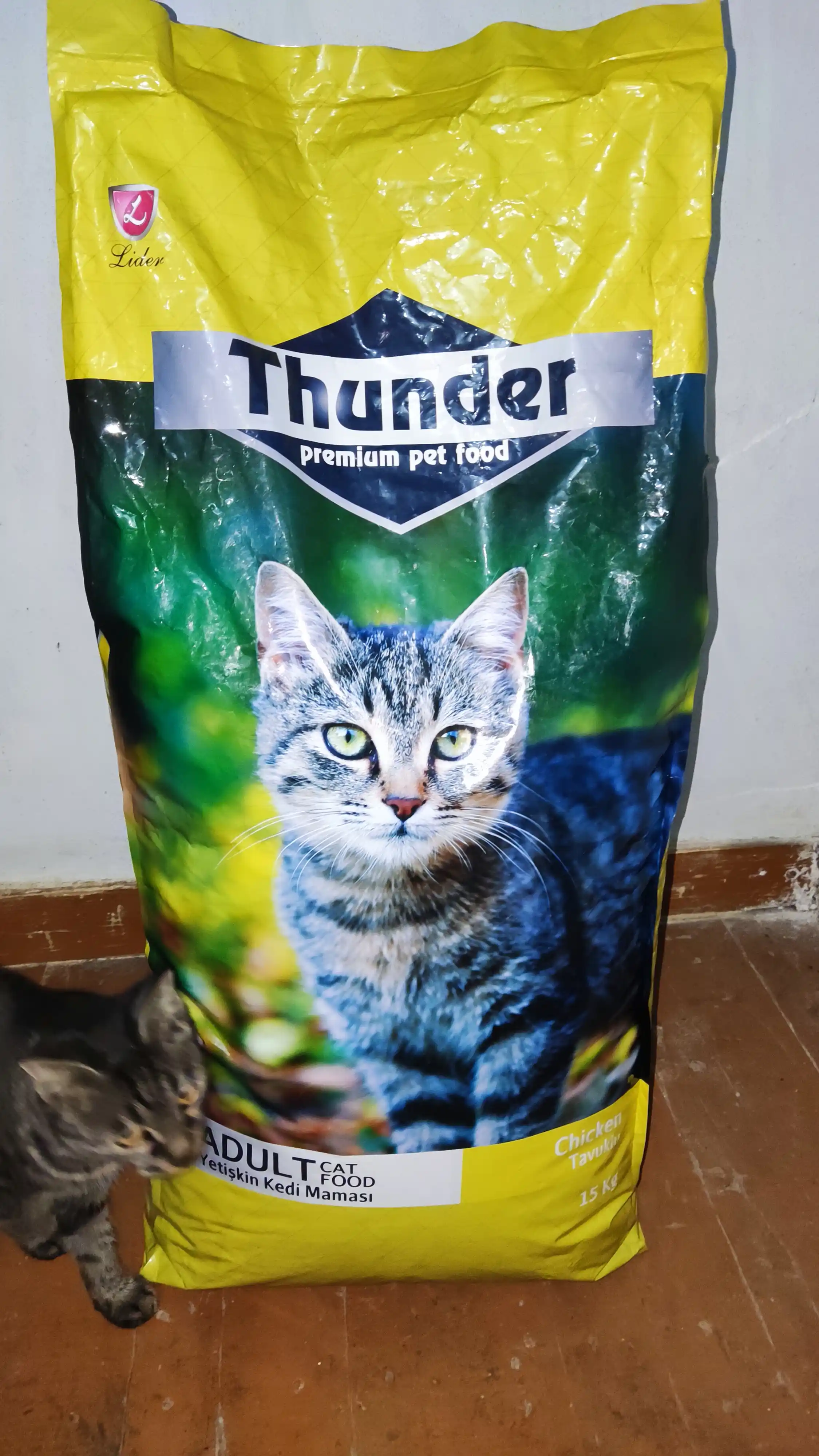Thunder тo'liq va muvozanatli ozuqat, tovuq ta'mi bilan, 15 kg