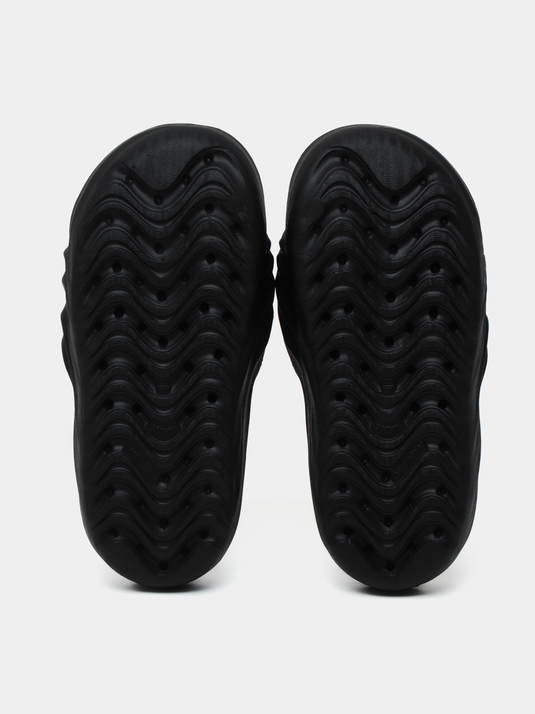 Yetuk onalar yosh erkaklar bilan jinsiy aloqada bolishadi