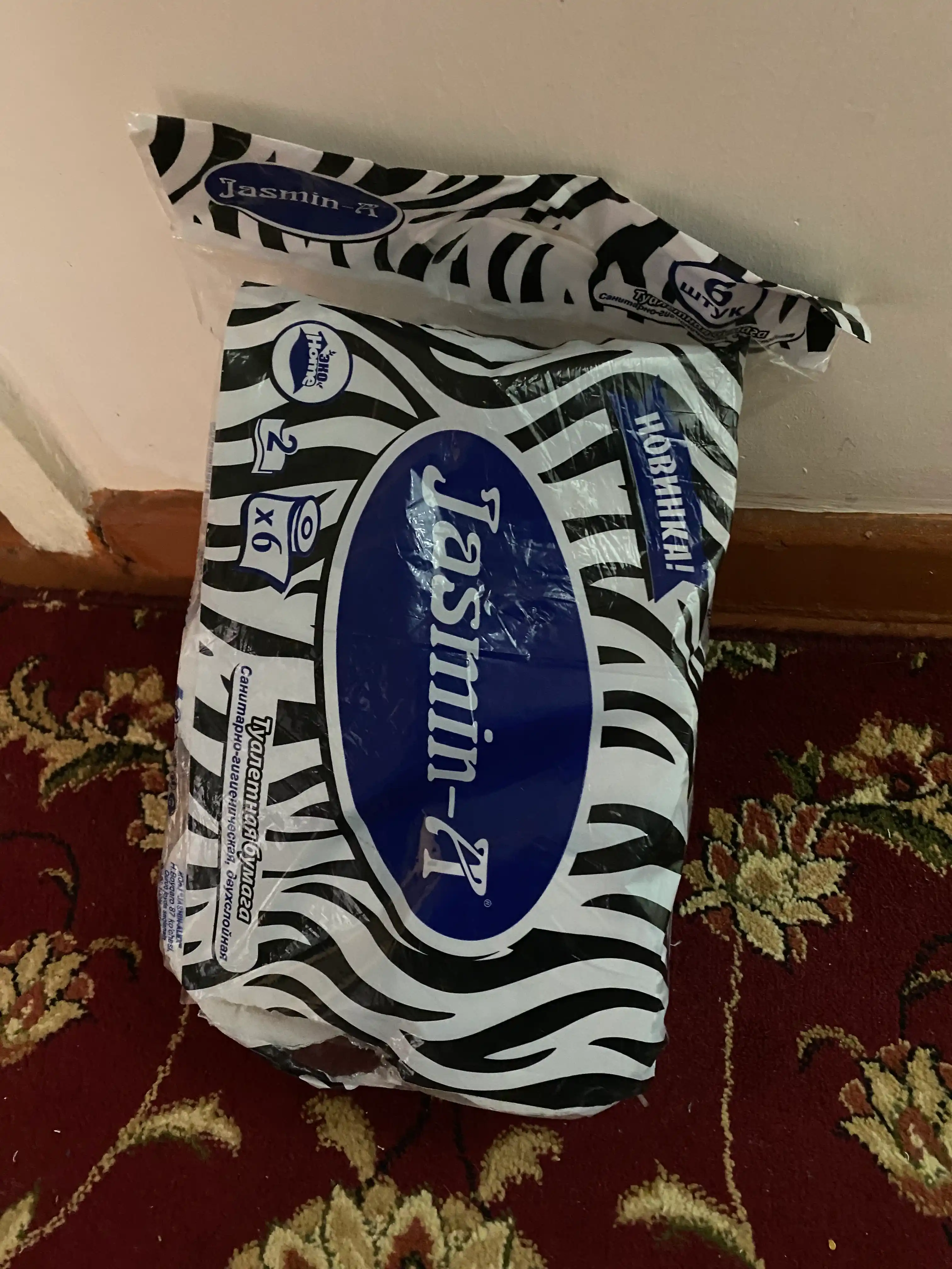 Туалетная бумага Jasmin-A Zebra, 6 шт