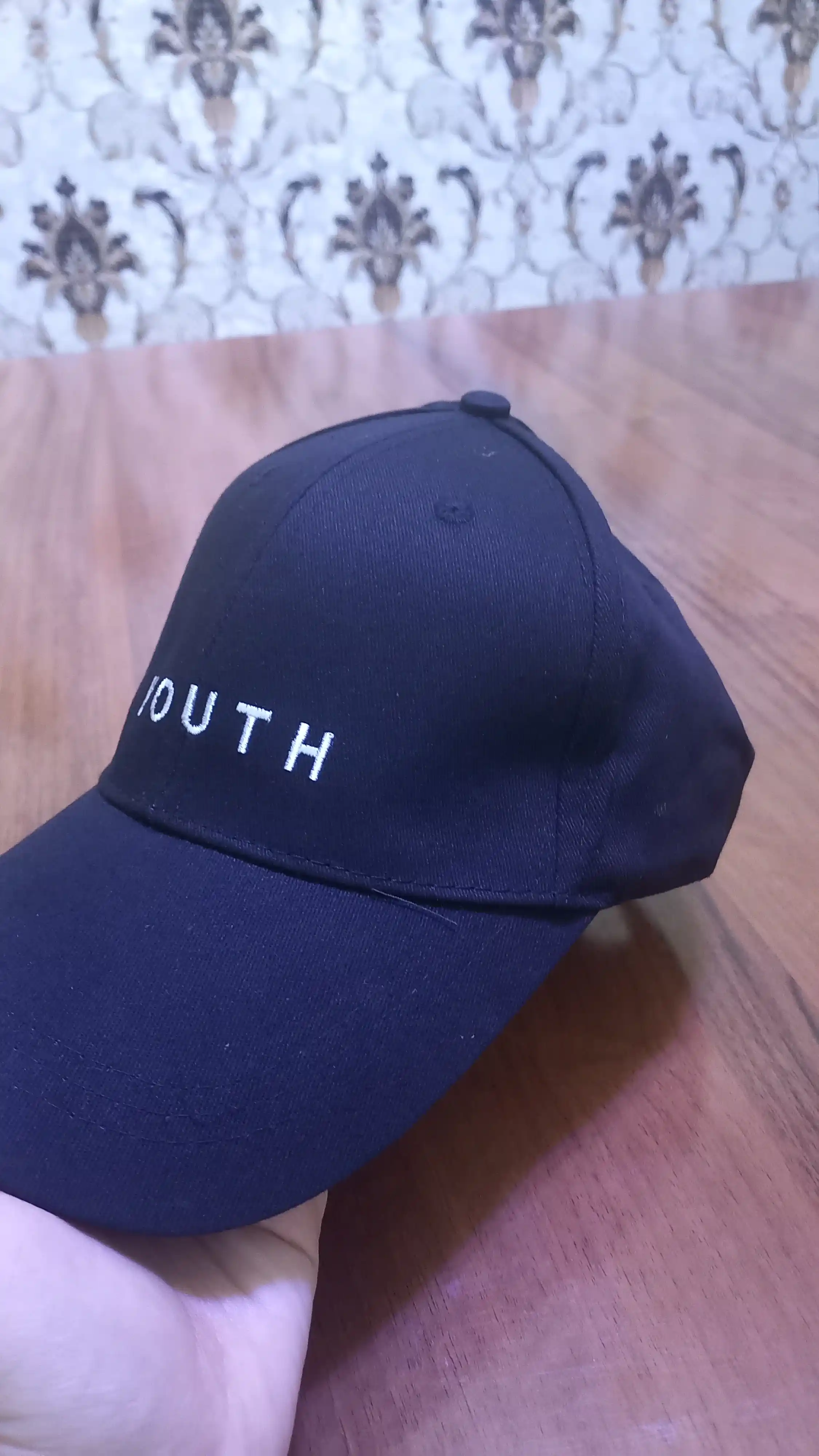 Бейсболка с надписью "Youth", женская кепка