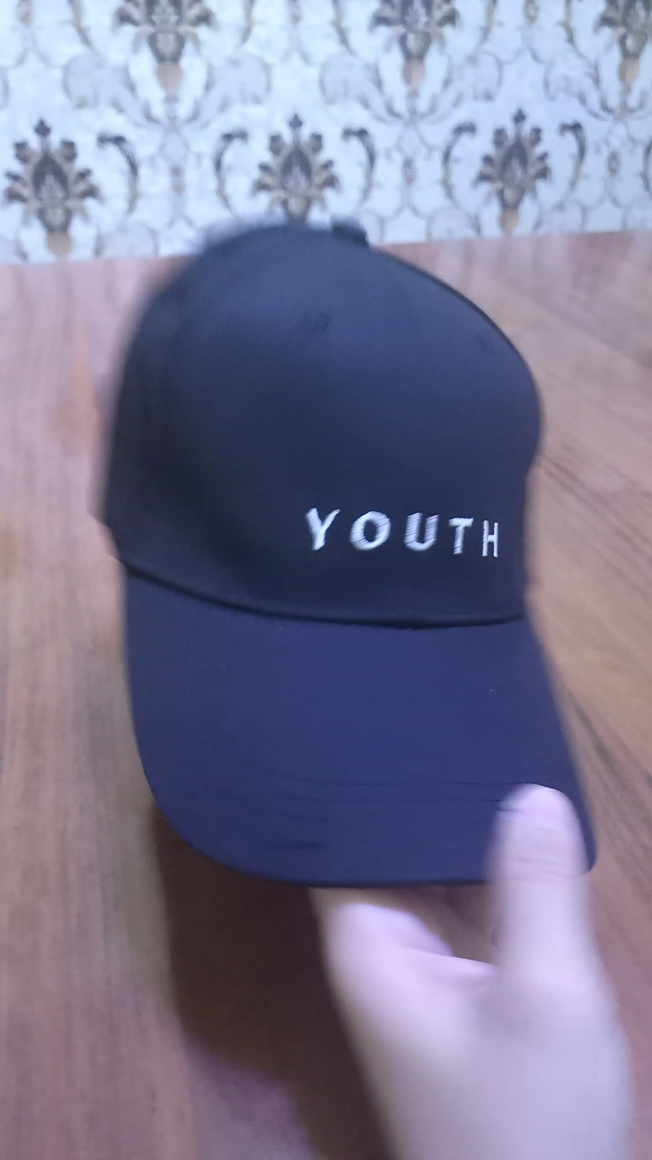 Бейсболка с надписью "Youth", женская кепка