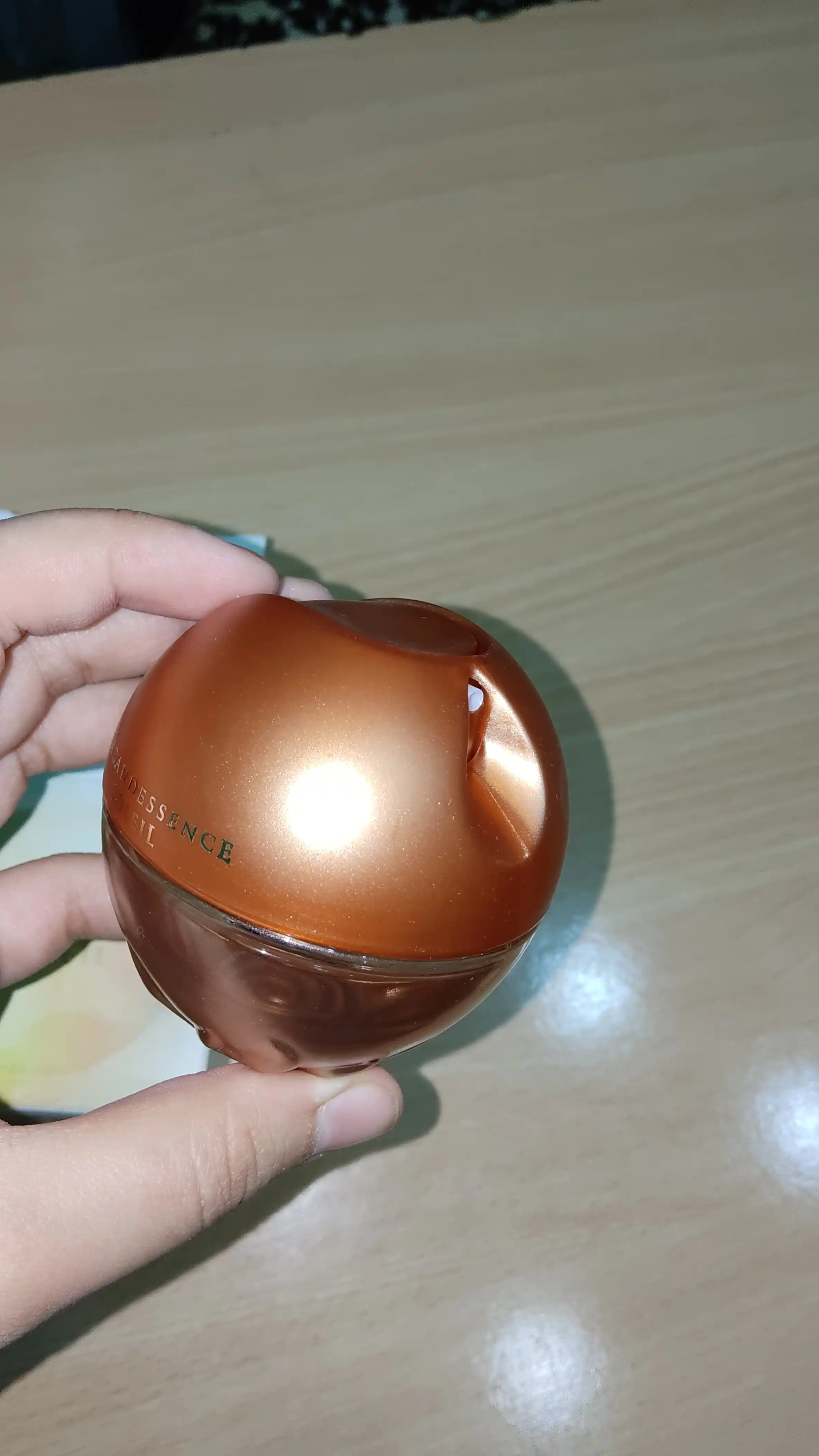 Parfyumlangan suv Avon Incandessence Soleil, 50 ml