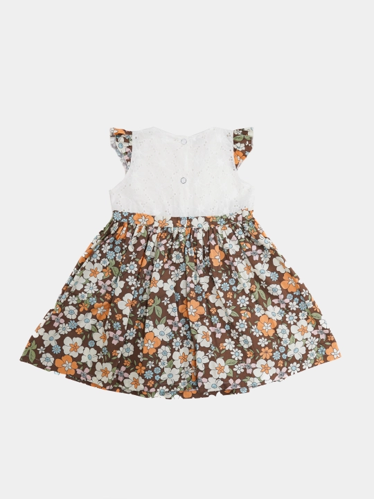 Yengil va chiroyli libosi
