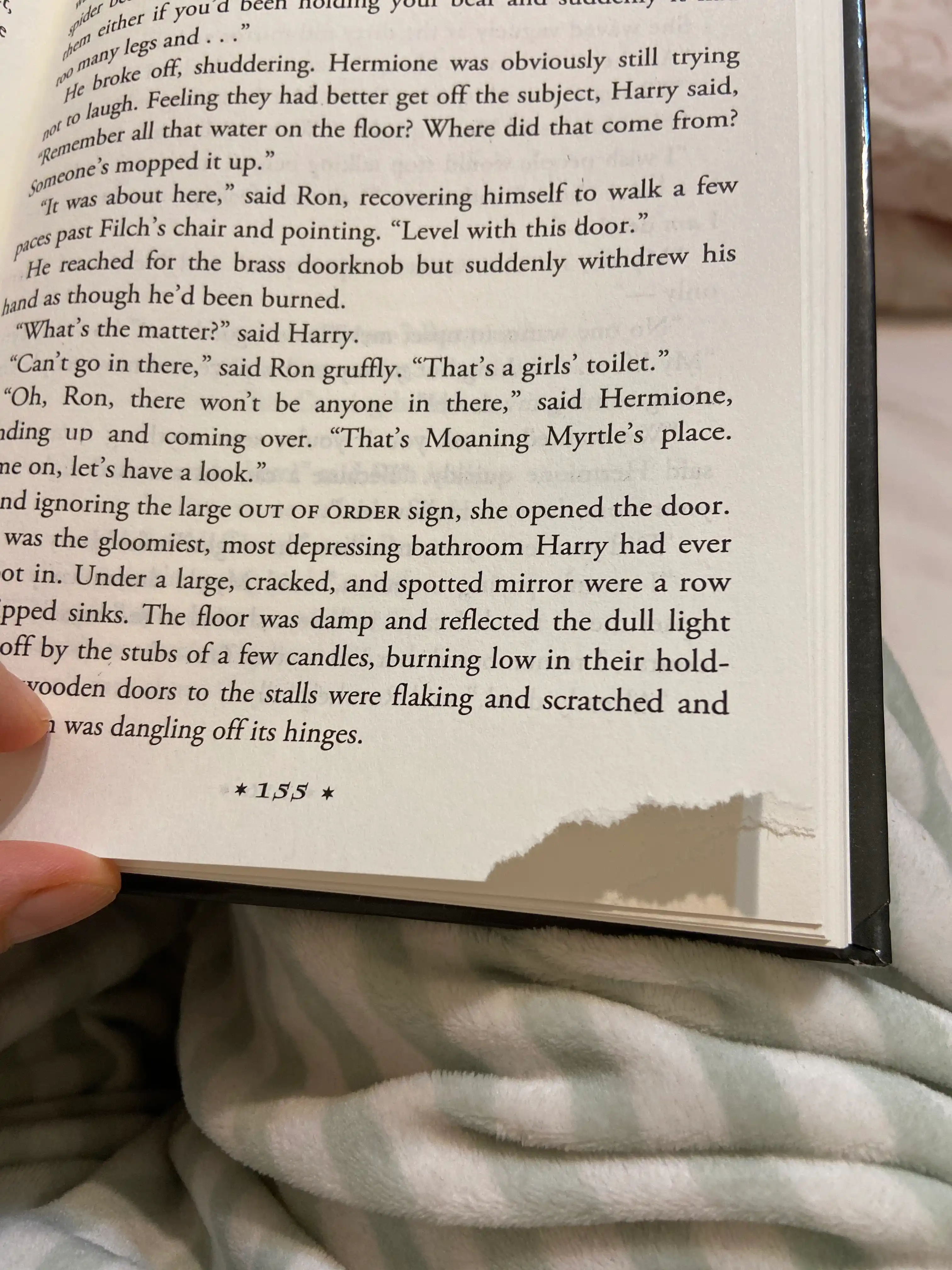 Harry Potter and The Chamber of Secrets - J. K. Rowling