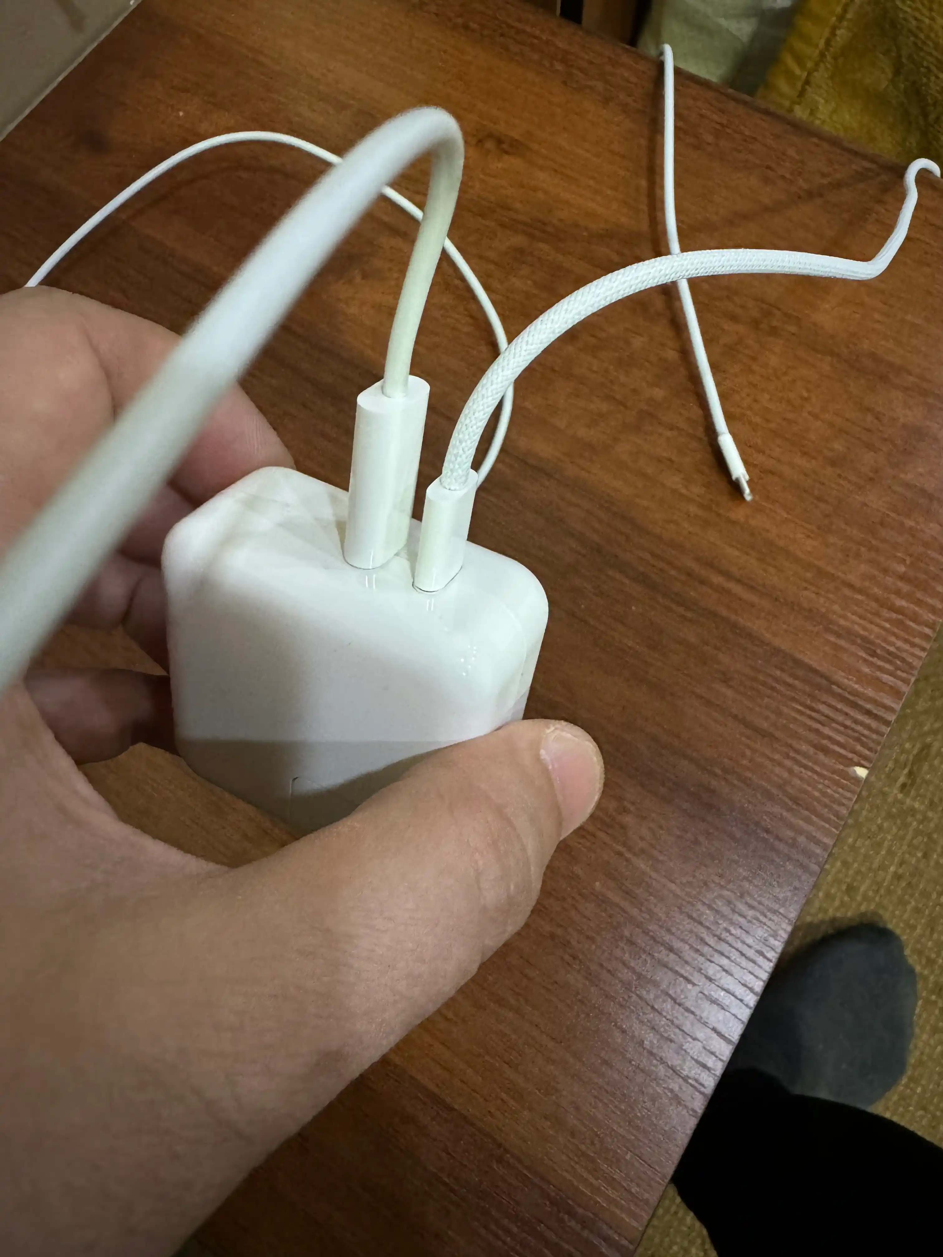 Apple USB-C 35W Power Adapter A2676 блок питания для зарядки iPhone iPad iPod