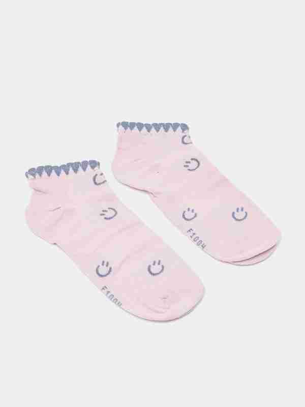 Pussy Riot ommaviy jinsiy aloqa Dam olish maskanlarida etuk rus ayollarining videolari