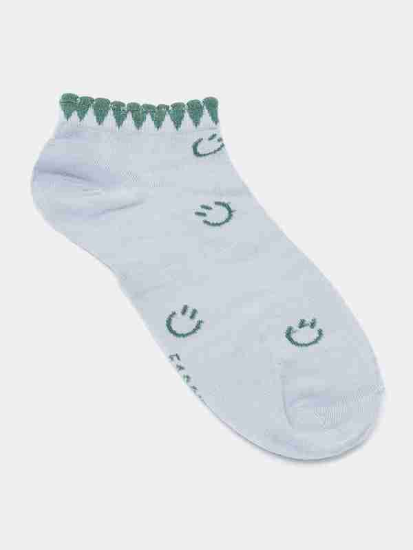 Gey qora sikni soradi Qizlar onanizm va porno tomosha qiladimi?