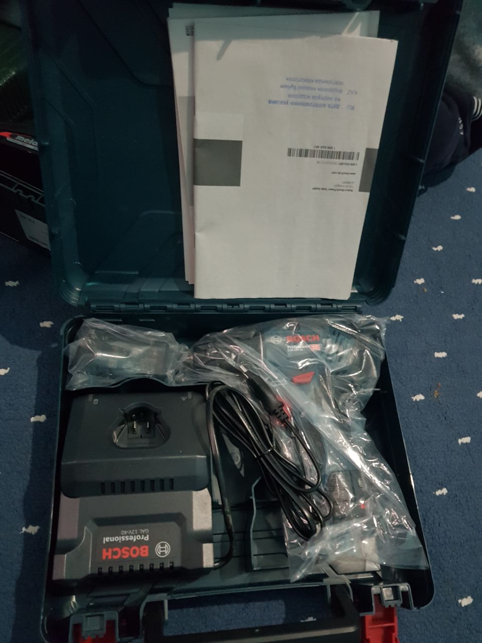 BOSCH GSR 12V-30 simsiz burg'ulash - tornavida