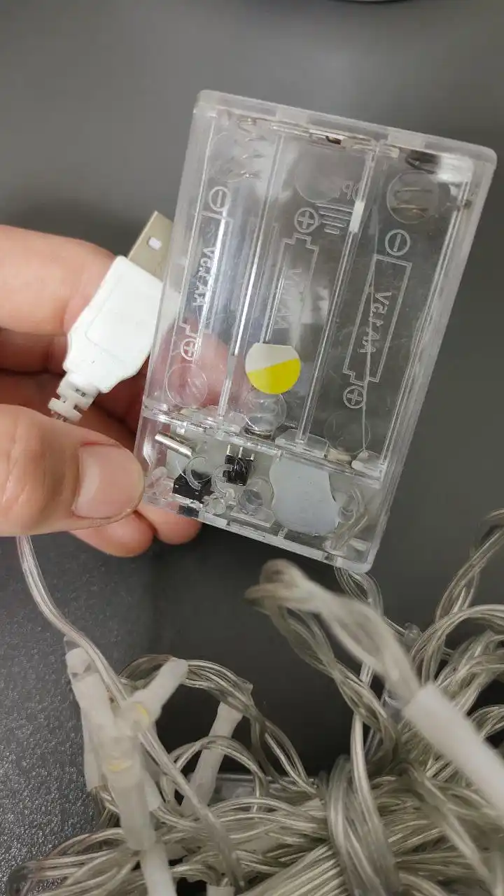 Yangi Yil  girlyanda, pulti bilan, USB rozetkasidan ishlaydi, tishli, 2.5 * 0.9 m