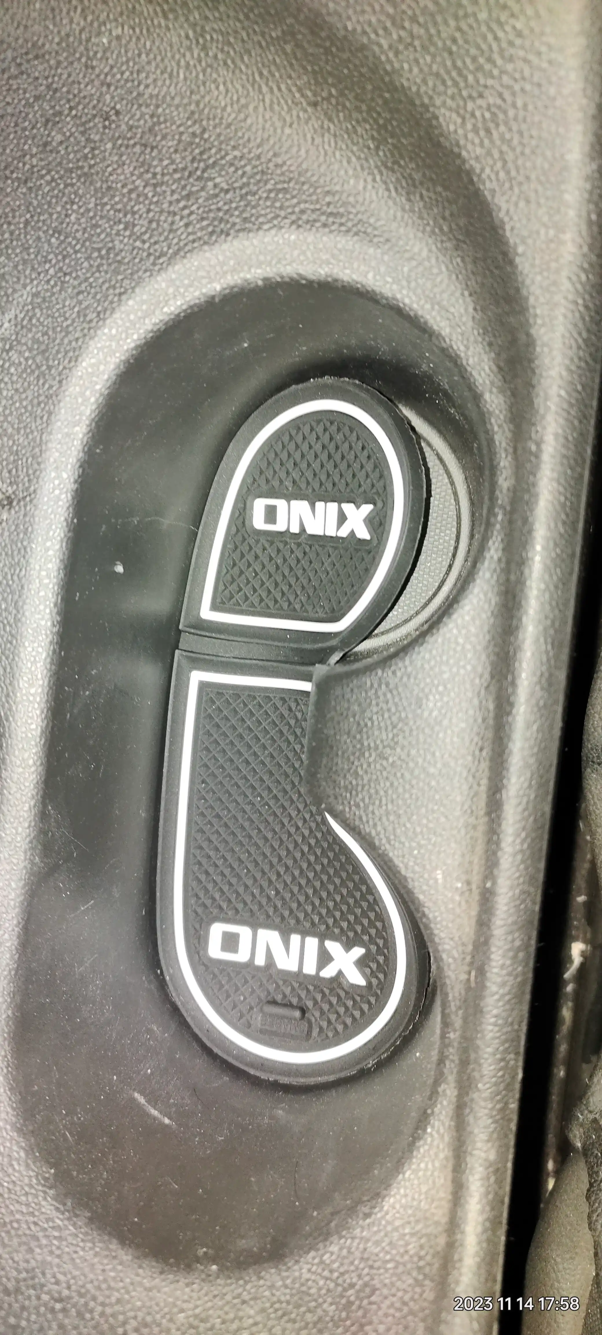 Cobalt, Tracker 2, Onix, Monza, Malibu 2 BYD uchun sirpanmaydigan 3D kauchuk to'shak