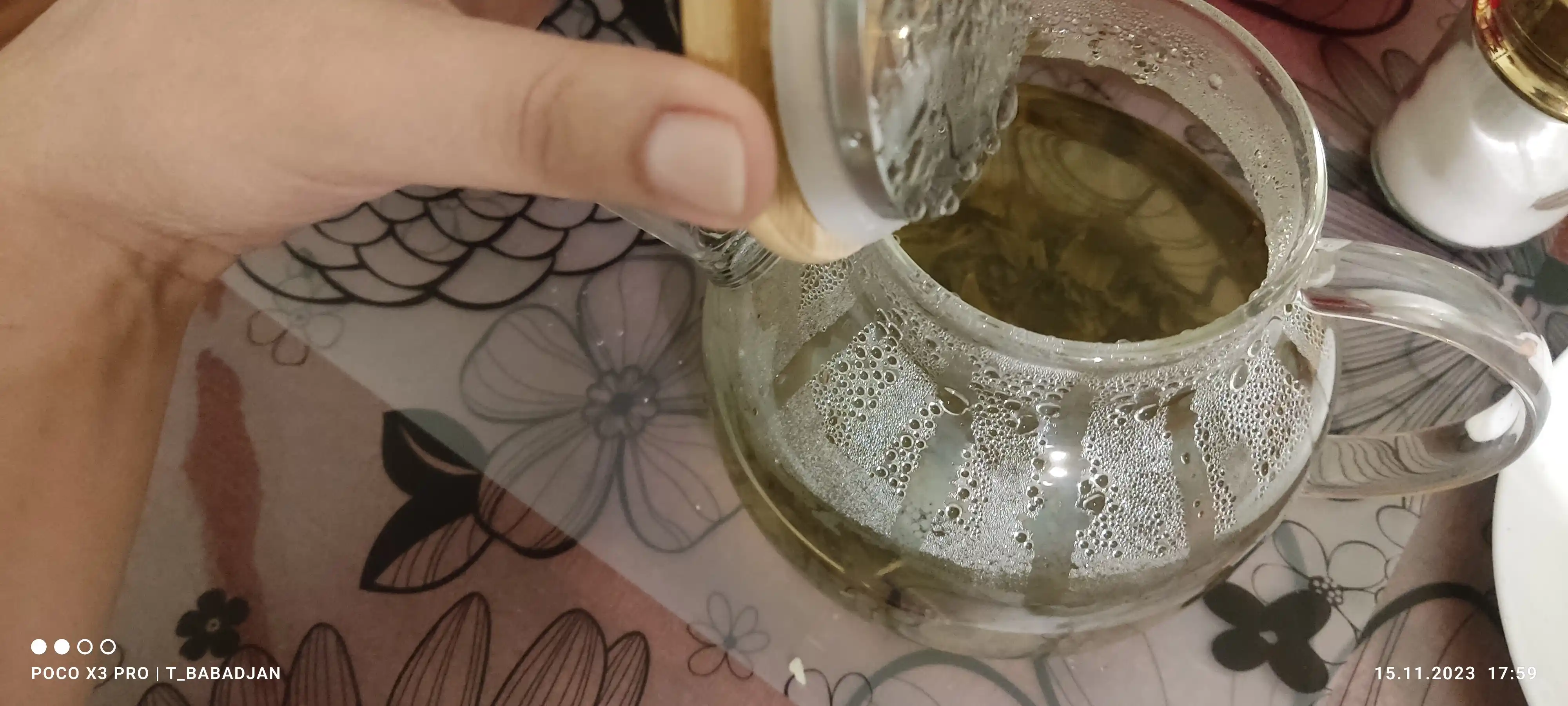 Чайник с бамбуковой крышкой, из жаропрочного стекла разных цветов и узоров