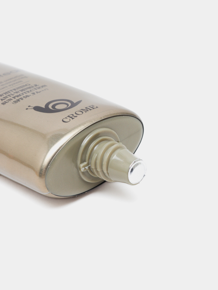 Многофункциональный отбеливающий тональный BB крем Crome Snail SPF 50