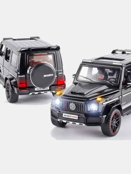Металлическая машинка Mercedes-Benz G-Brabus G800 1:24