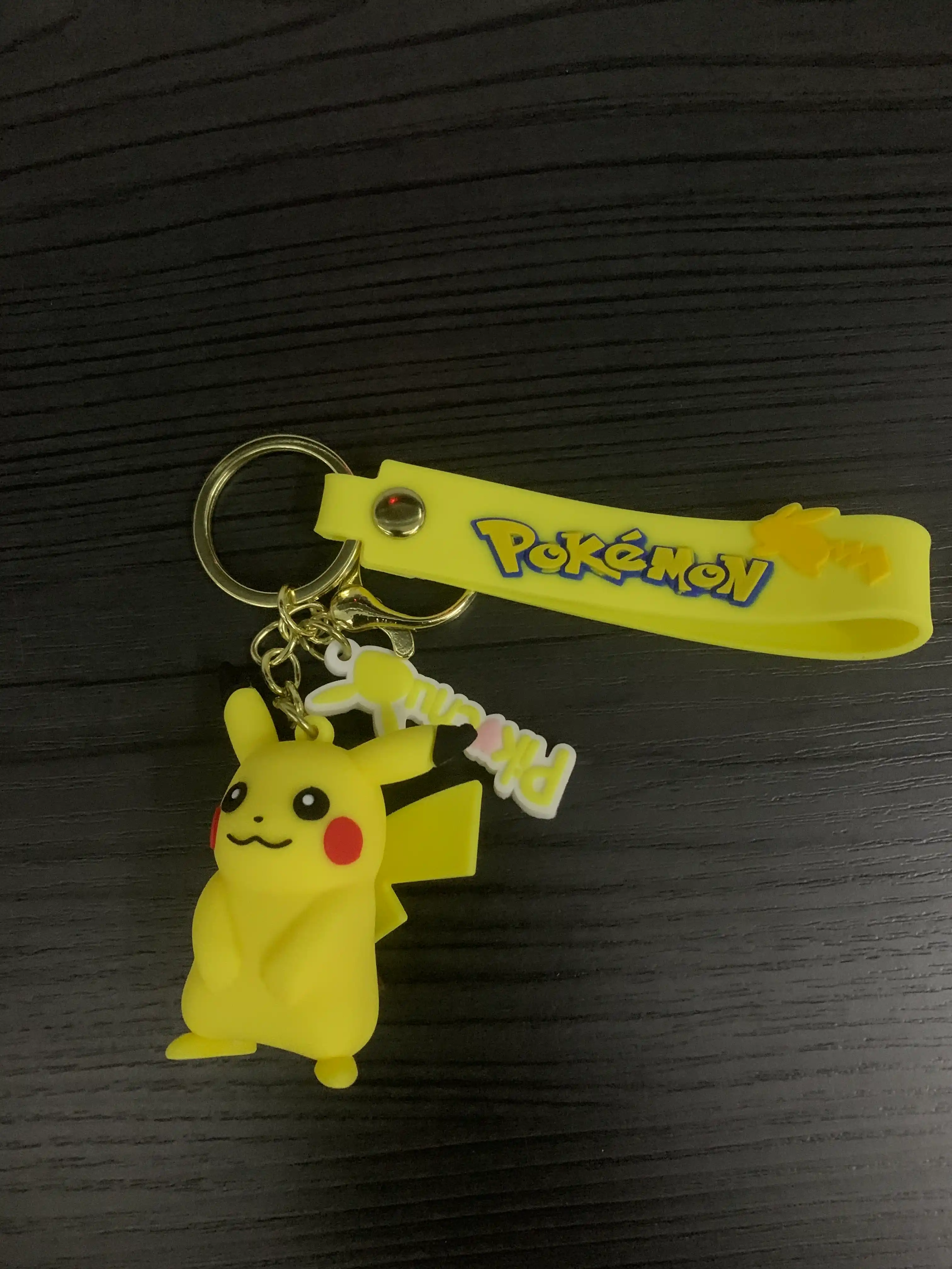 Breloklar, ilgich, kalit va sumkalar uchun Pokemon Pikachu
