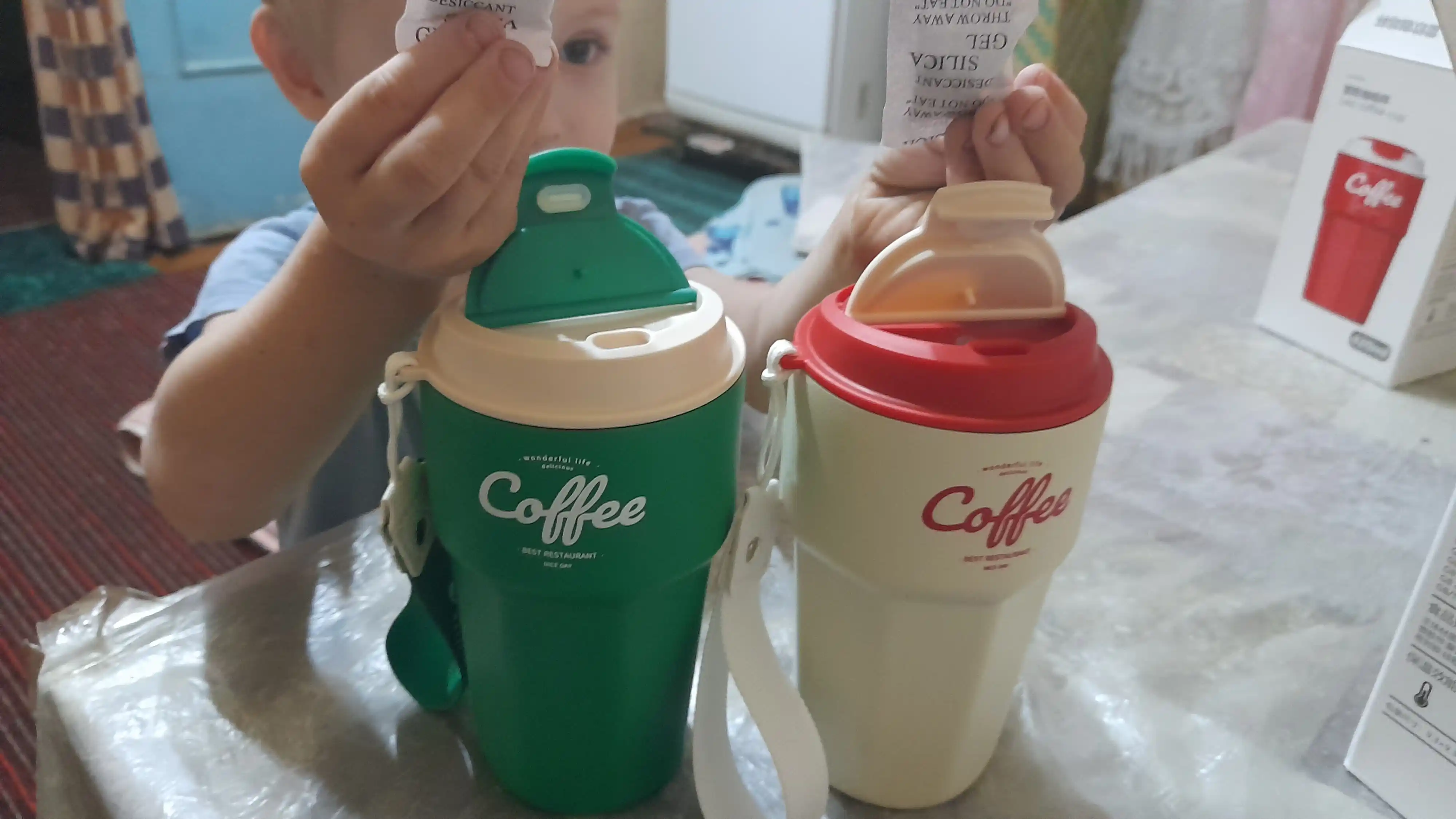 Termo krujka "Coffee" sovuq va issiq ichimliklar uchun, mashinada yoki ishda