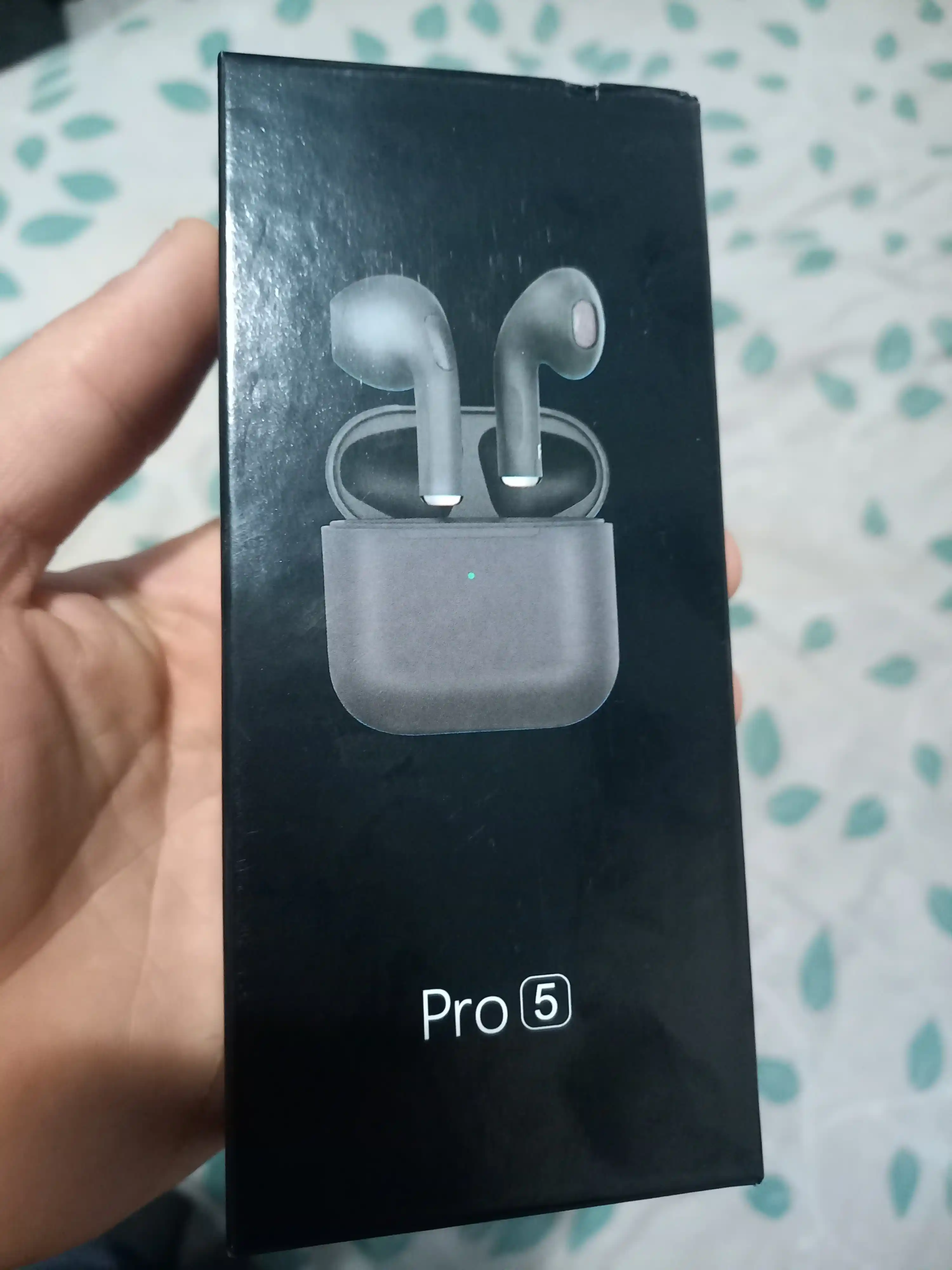 Simsiz quloqchinlar Pro 5 iPhone, Android uchun