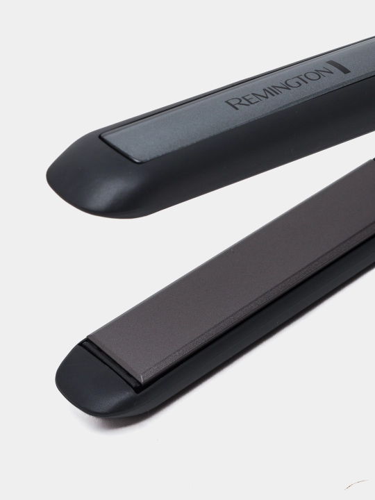 Sochlarini to'g'irluvchi dazmol Remington S5506GP E51 PRO-Ceramic, sovg'alar to'plami