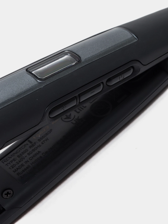 Sochlarini to'g'irluvchi dazmol Remington S5506GP E51 PRO-Ceramic, sovg'alar to'plami