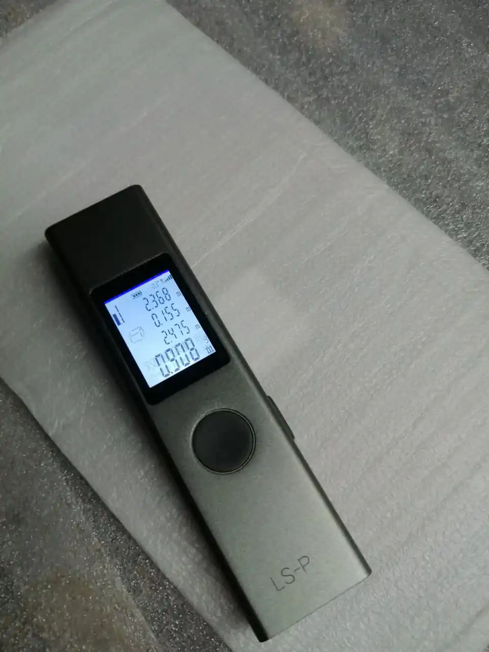 Xiaomi AtuMan Duka ta'mirlash va qurish uchun lazerli lenta o'lchovi