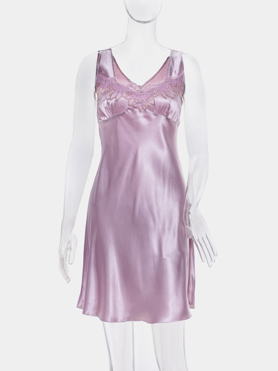 Shaffof tungi koylakdagi qiz