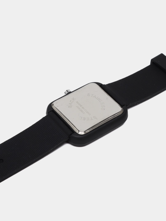 Электронные наручные часы LED watches