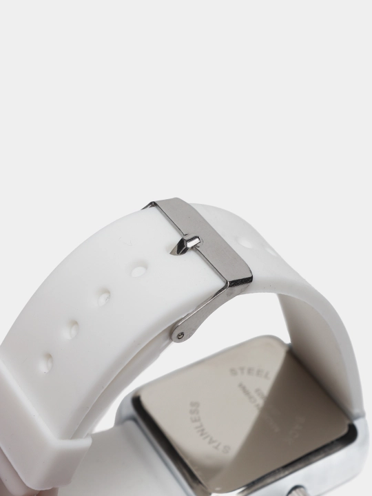 Электронные наручные часы LED watches