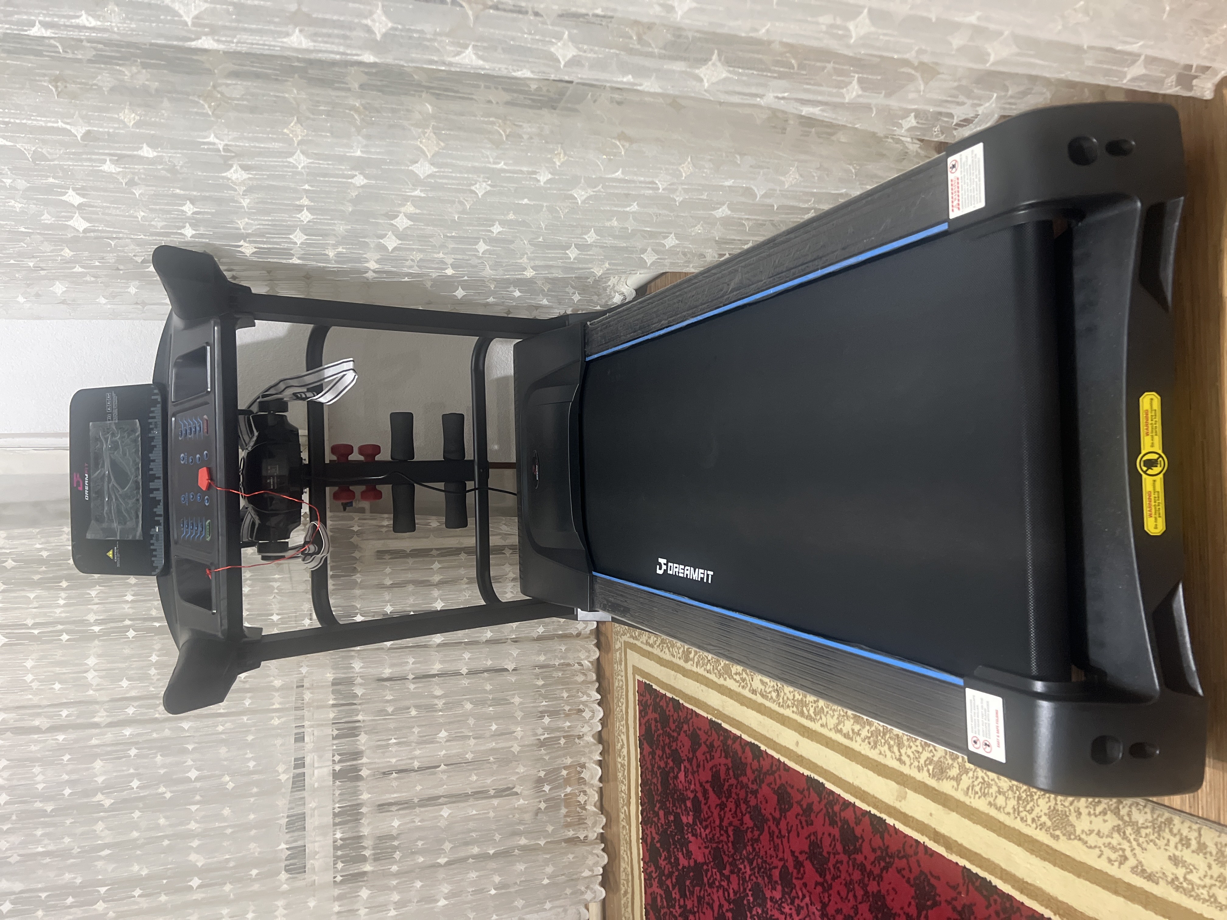 Dreamfit DF-7007M WIFI yugurish yo‘lagi, 150 kg gacha bo‘lgan foydalanuvchilar uchun