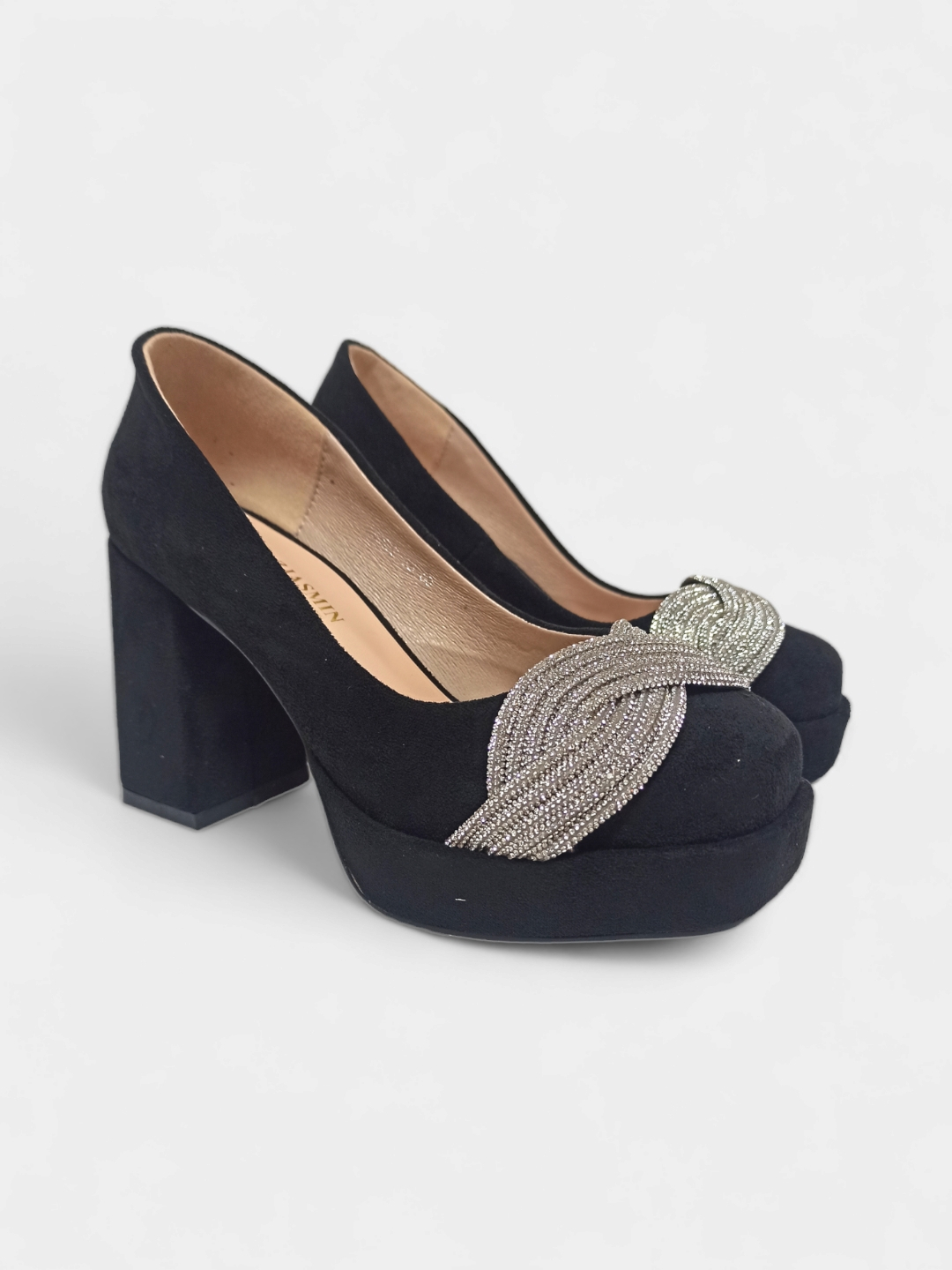 Trannies lanet erkaklar eshak porno video Porno ajoyib sayohat