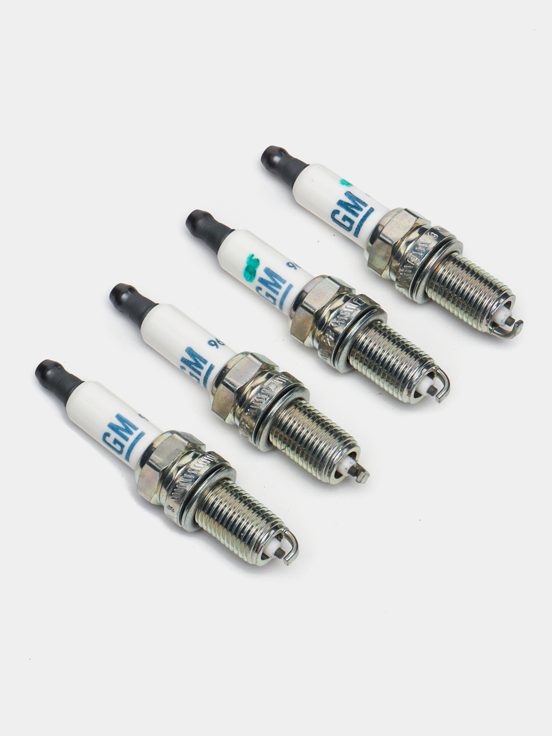 Свеча зажигания комплект GM Gentra, Cobalt, Nexia-R3, Spark, 4 шт ...
