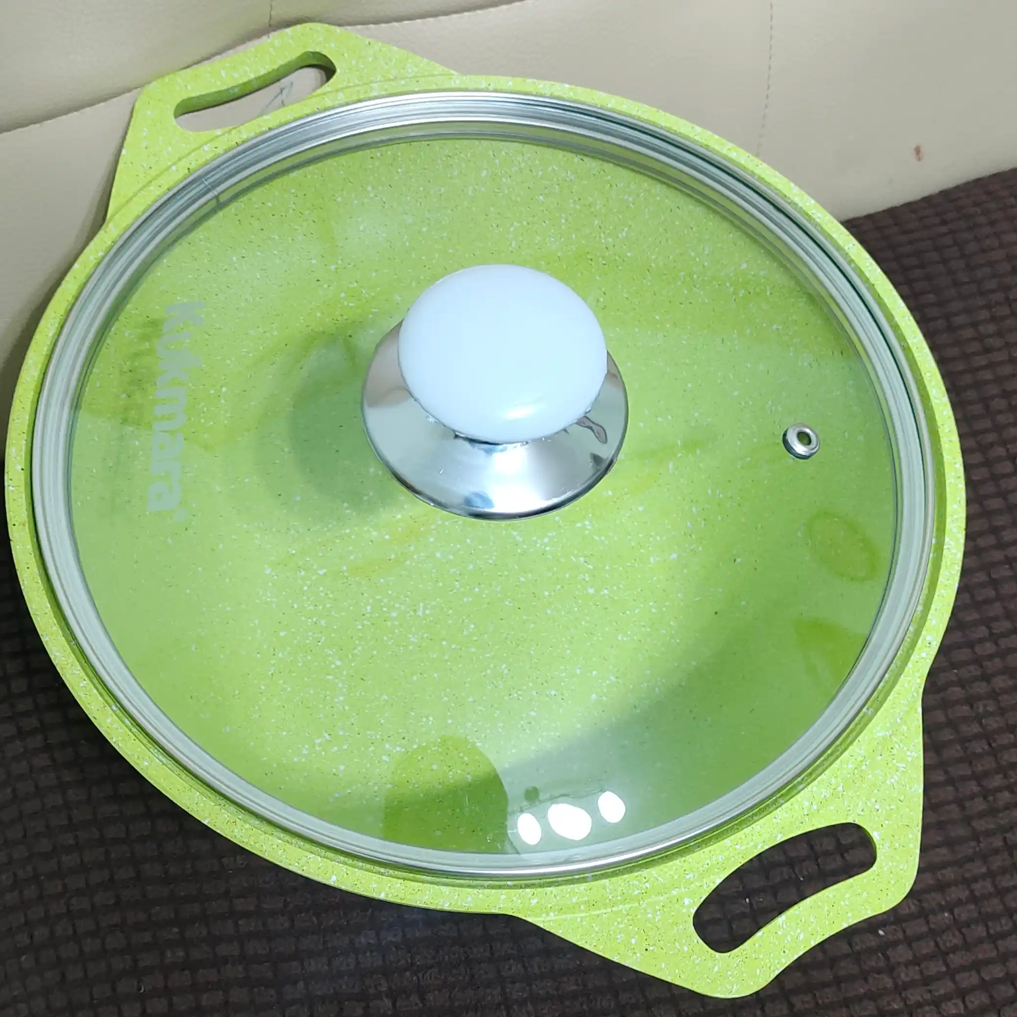 Kastryulya Kukmara Trendy Style, shisha qopqoq bilan, laym