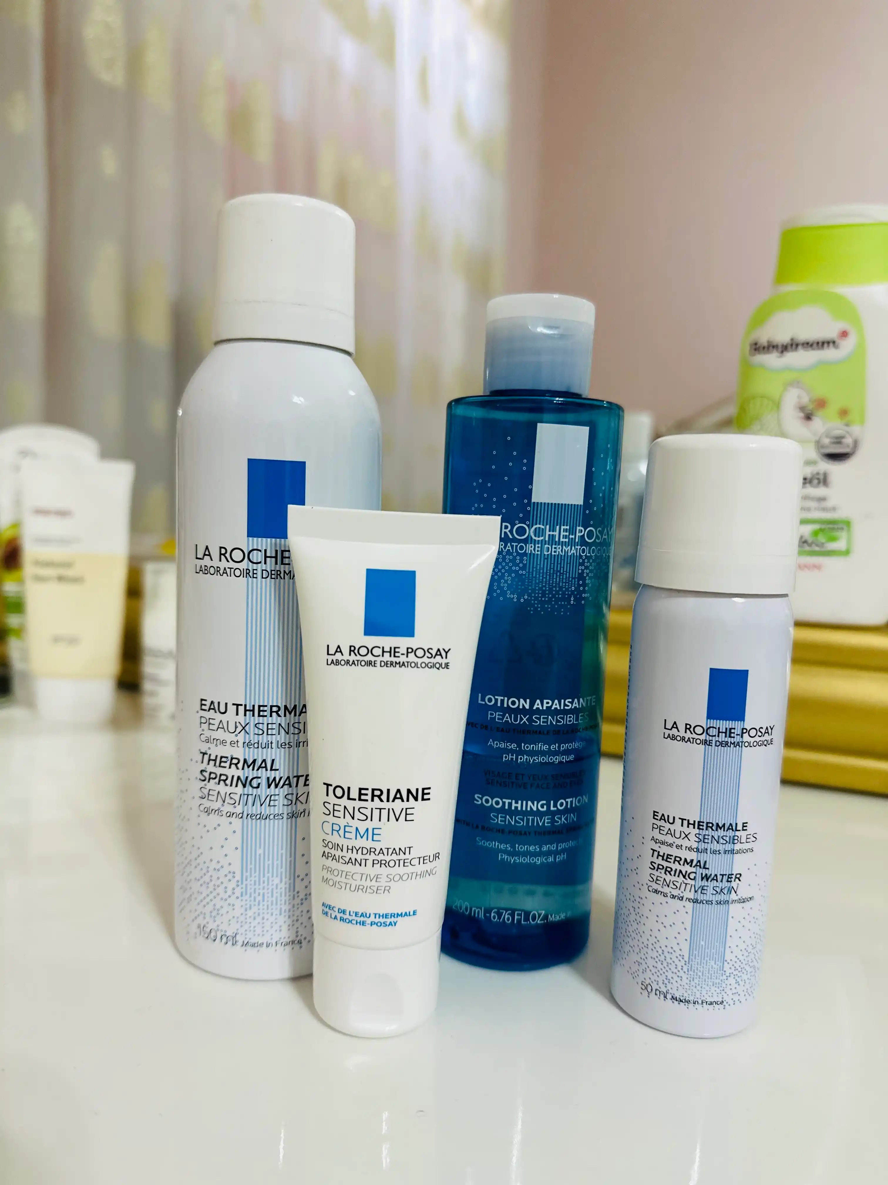 LA ROCHE-POSAY TOLERIANE SENSITIVE Увлажняющий уход для чувствительной кожи с пребиотической формулой, 40 мл