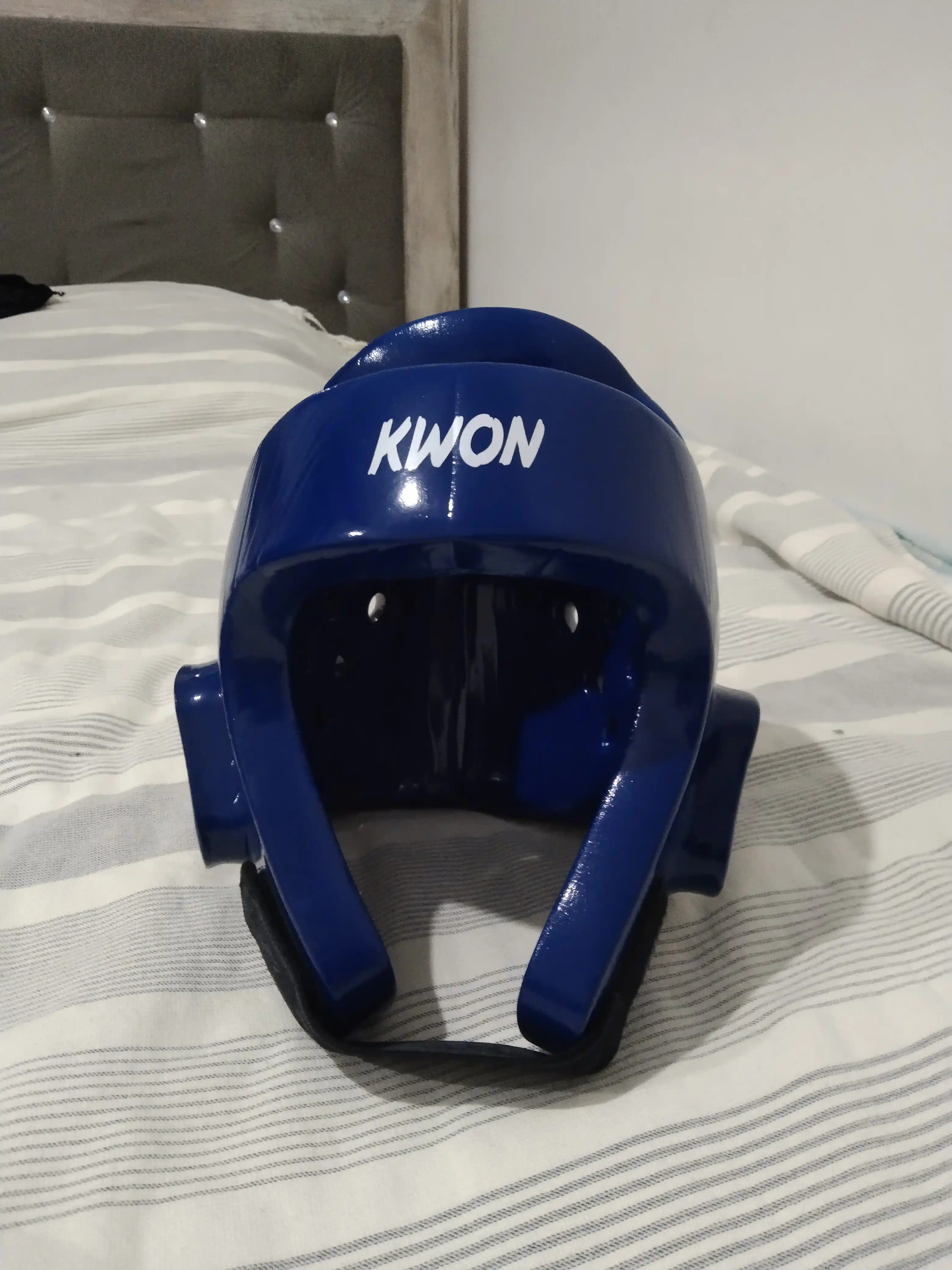 Шлем для тхэквандо Kwon