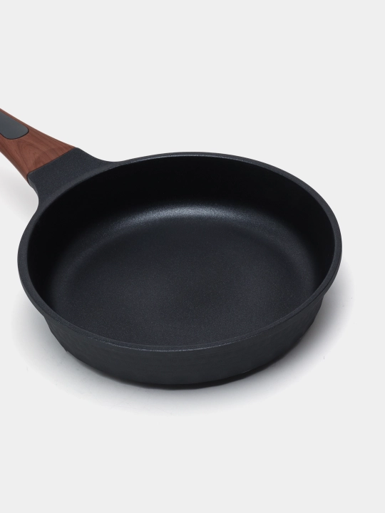 Tova Resto 93509, 24 sm