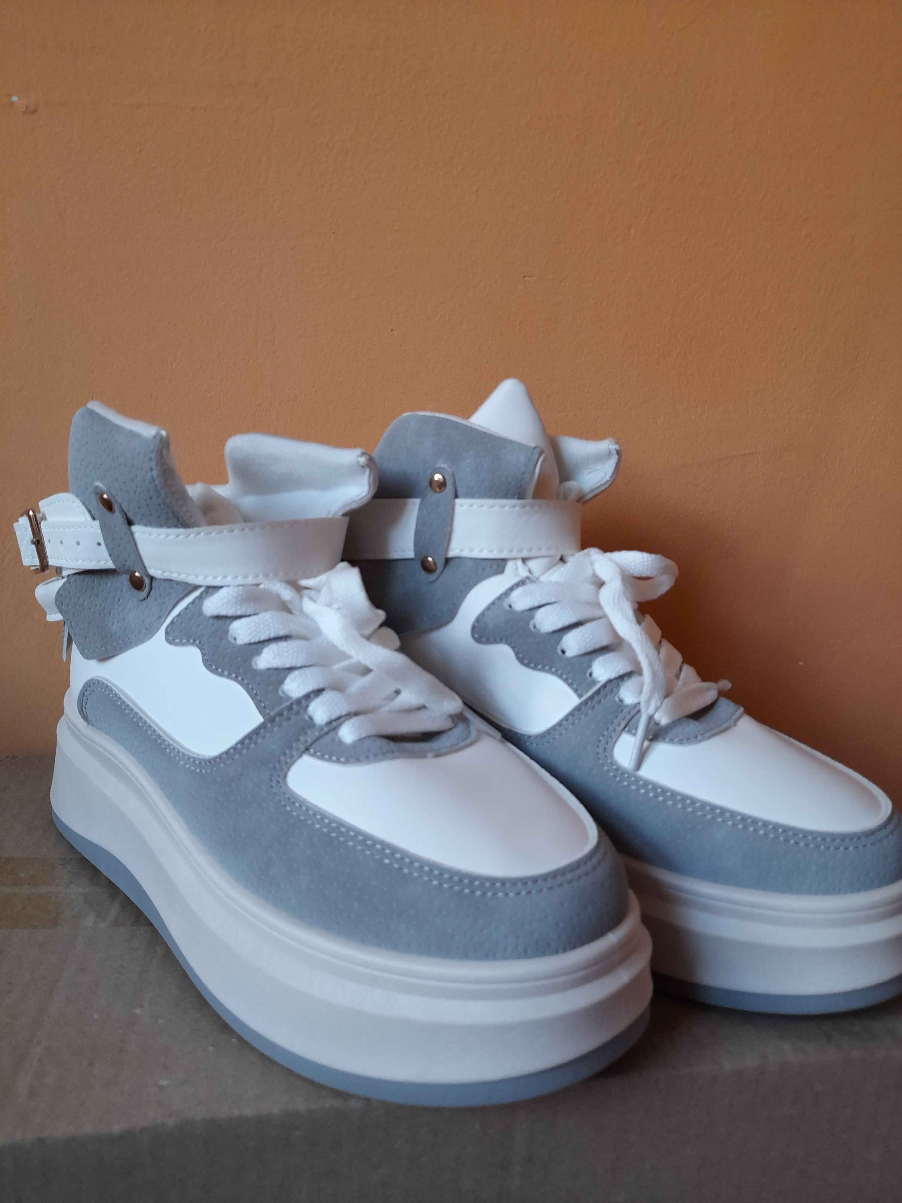 Er-xotinning porno suhbati yozib olish