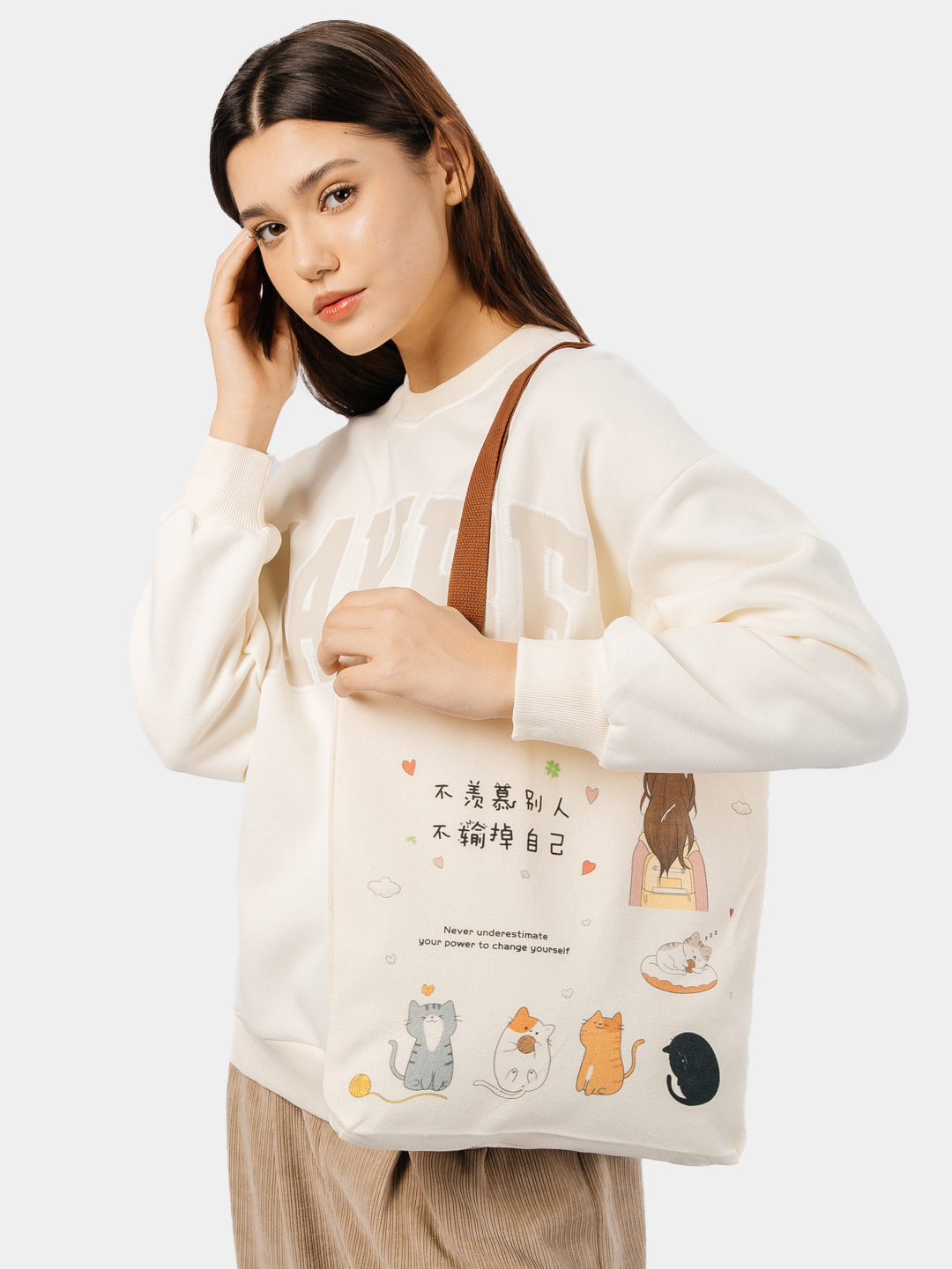 Teleboshlovchi Dilyaning yalangoch surati Onlayn porno filmlarda Hennessy