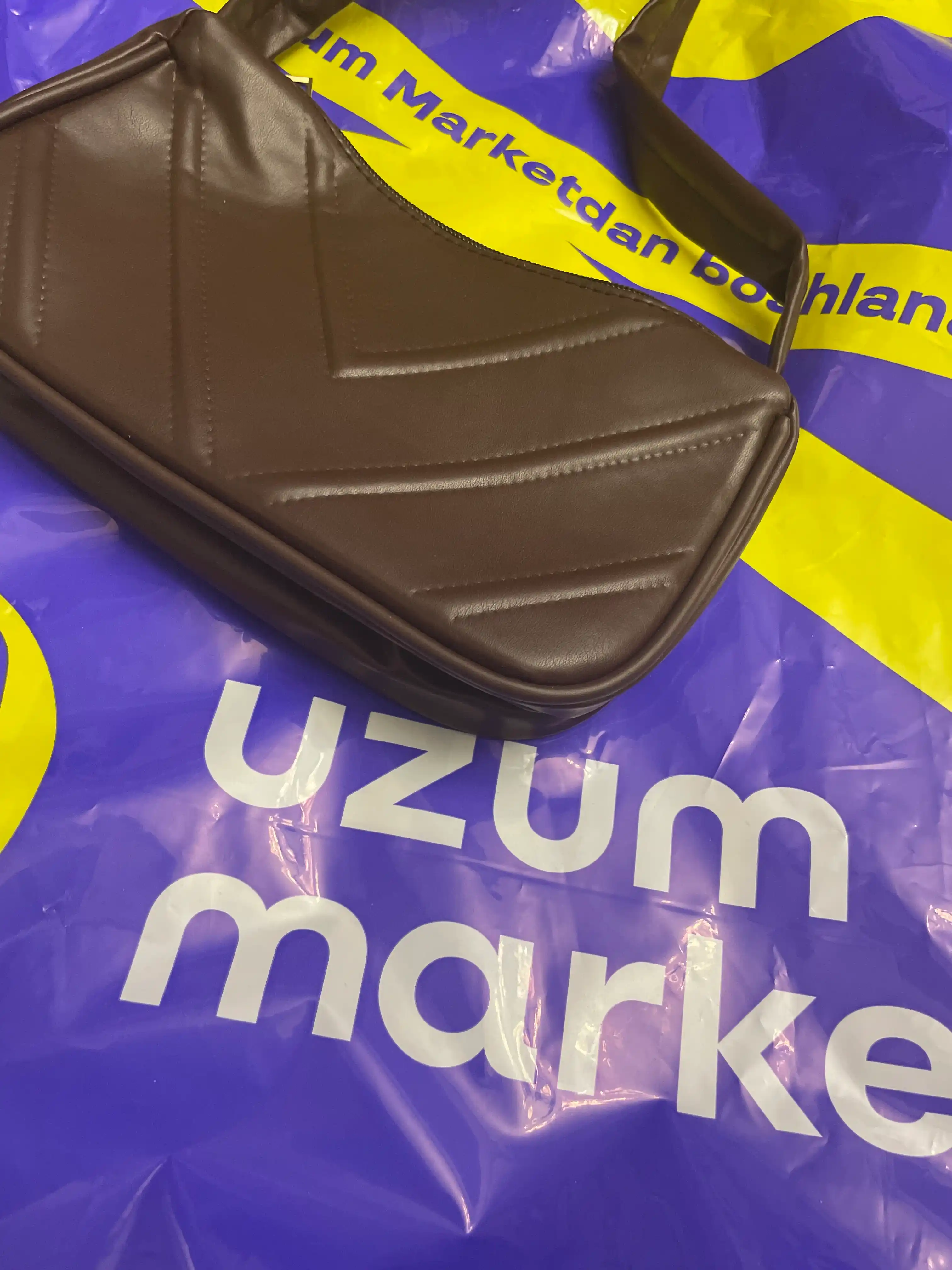 Ayollar uchun sumka-baget, retro