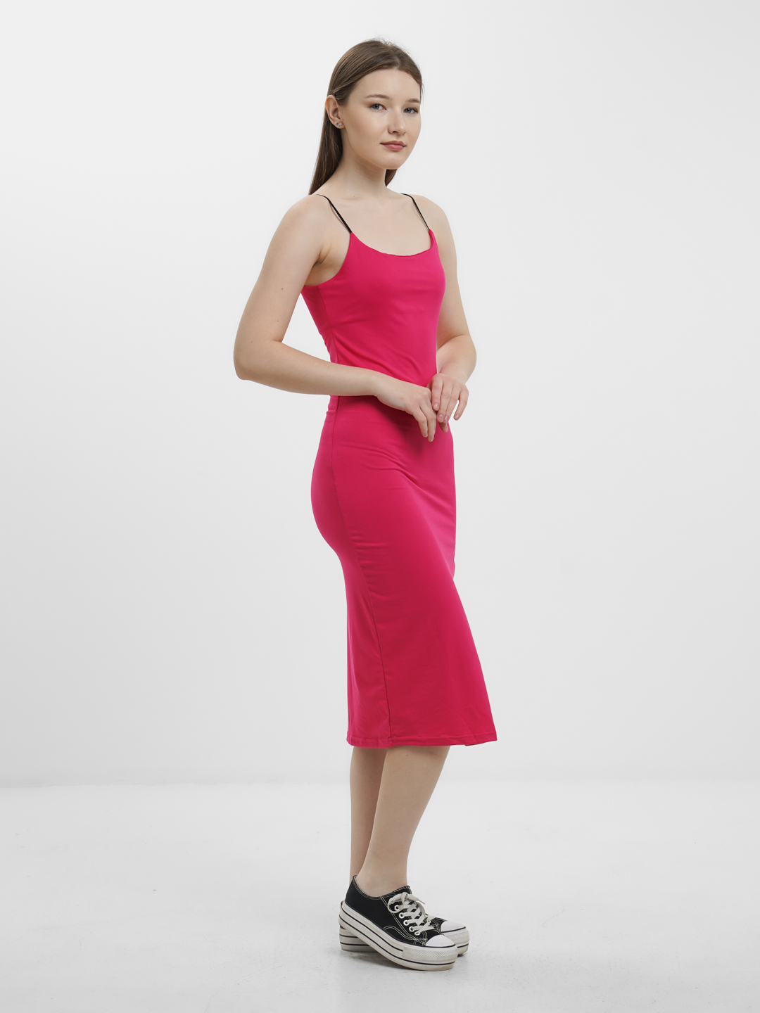 Yigit qizga dugonasi bilan jinsiy aloqa qilishga ruxsat berdi.